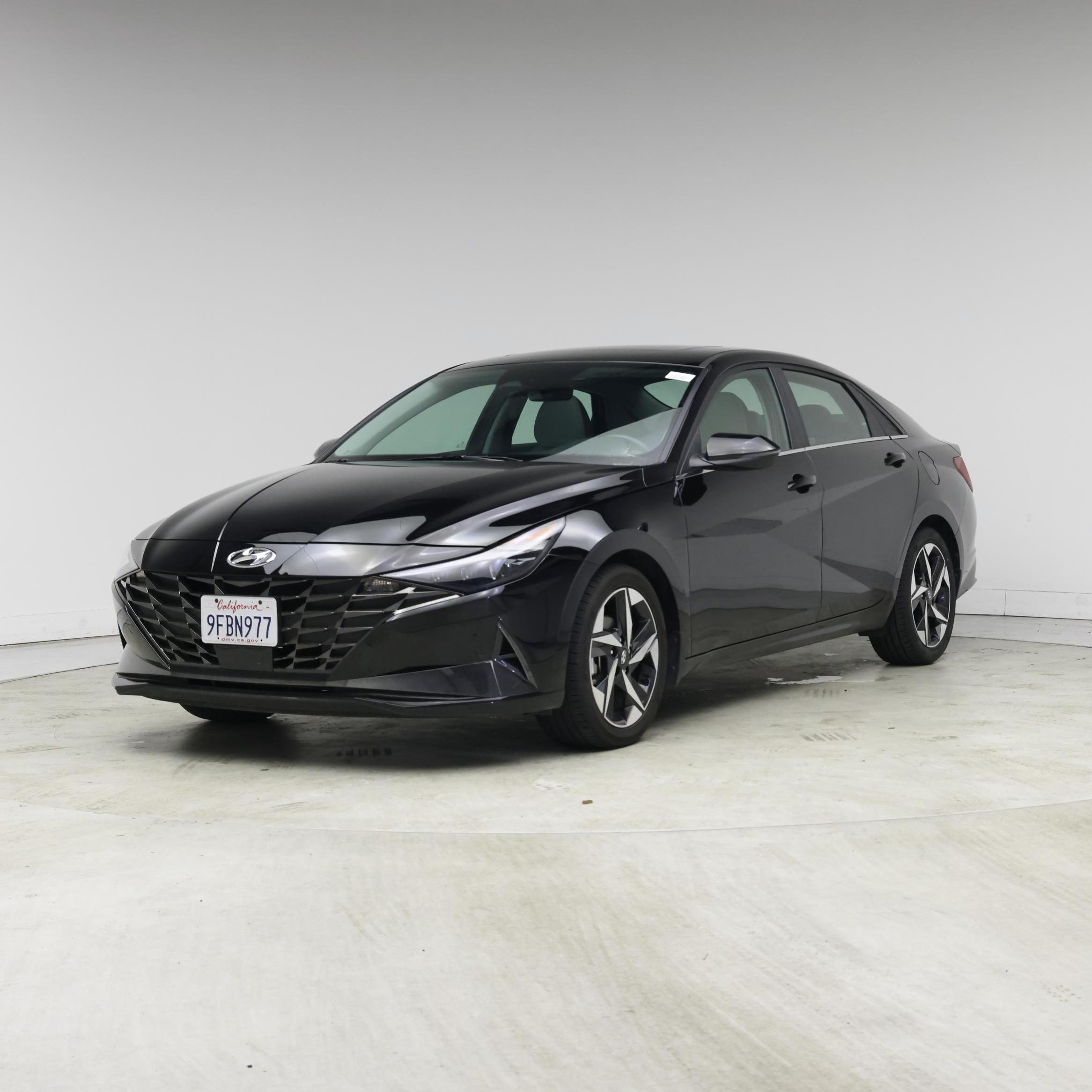 Thumbnail: 2023 Hyundai Elantra - 4