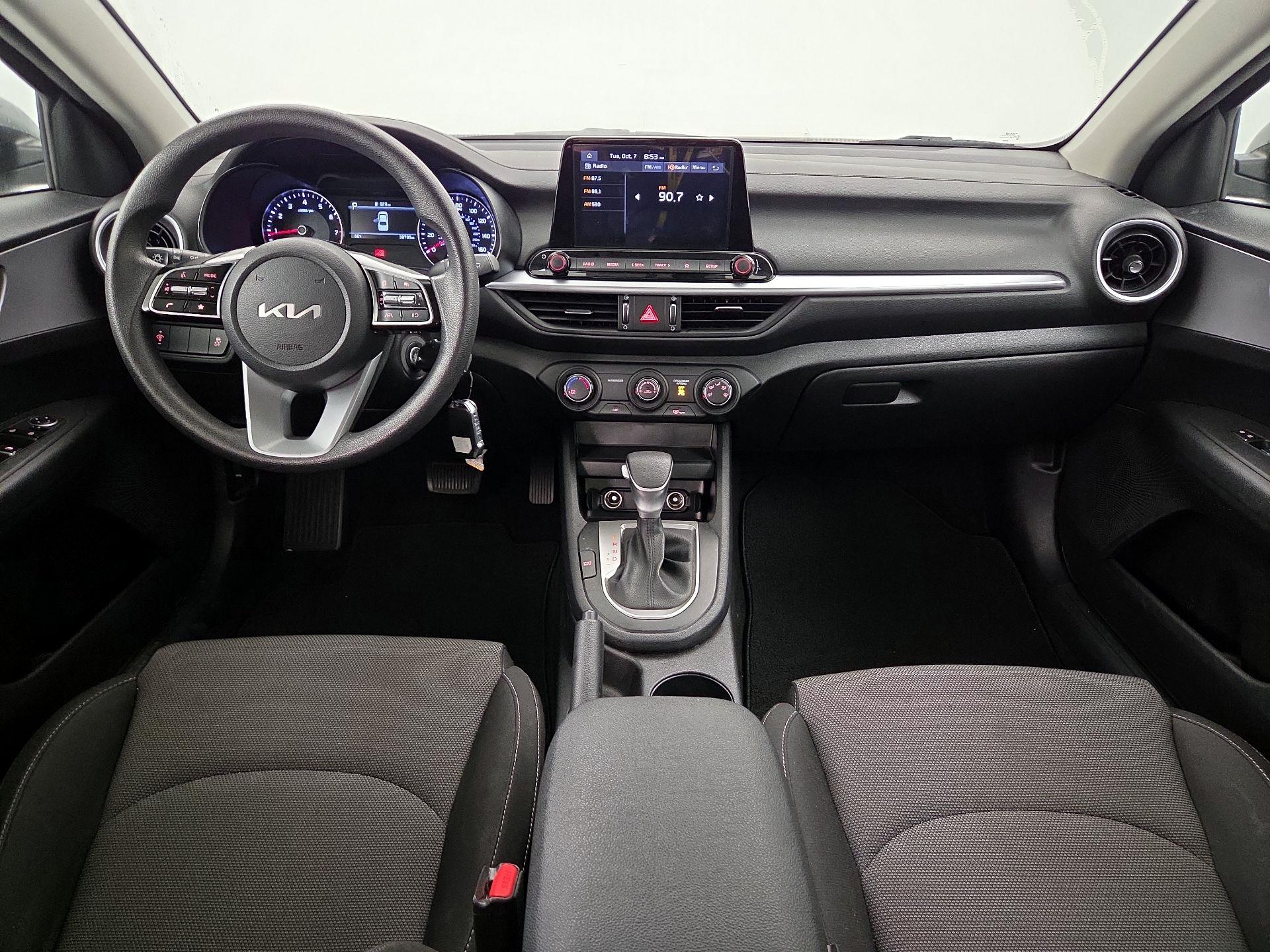Thumbnail: 2023 Kia Forte - 9