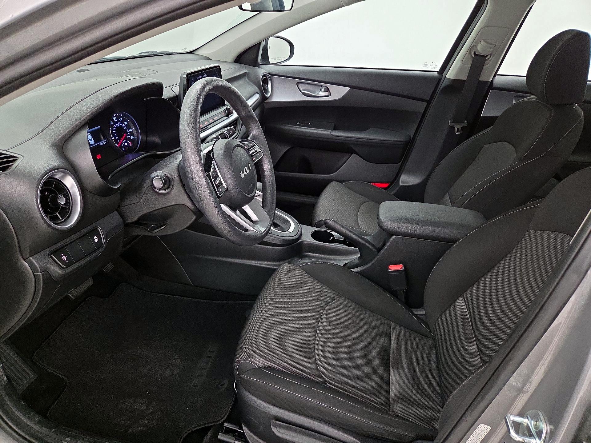 Thumbnail: 2023 Kia Forte - 11