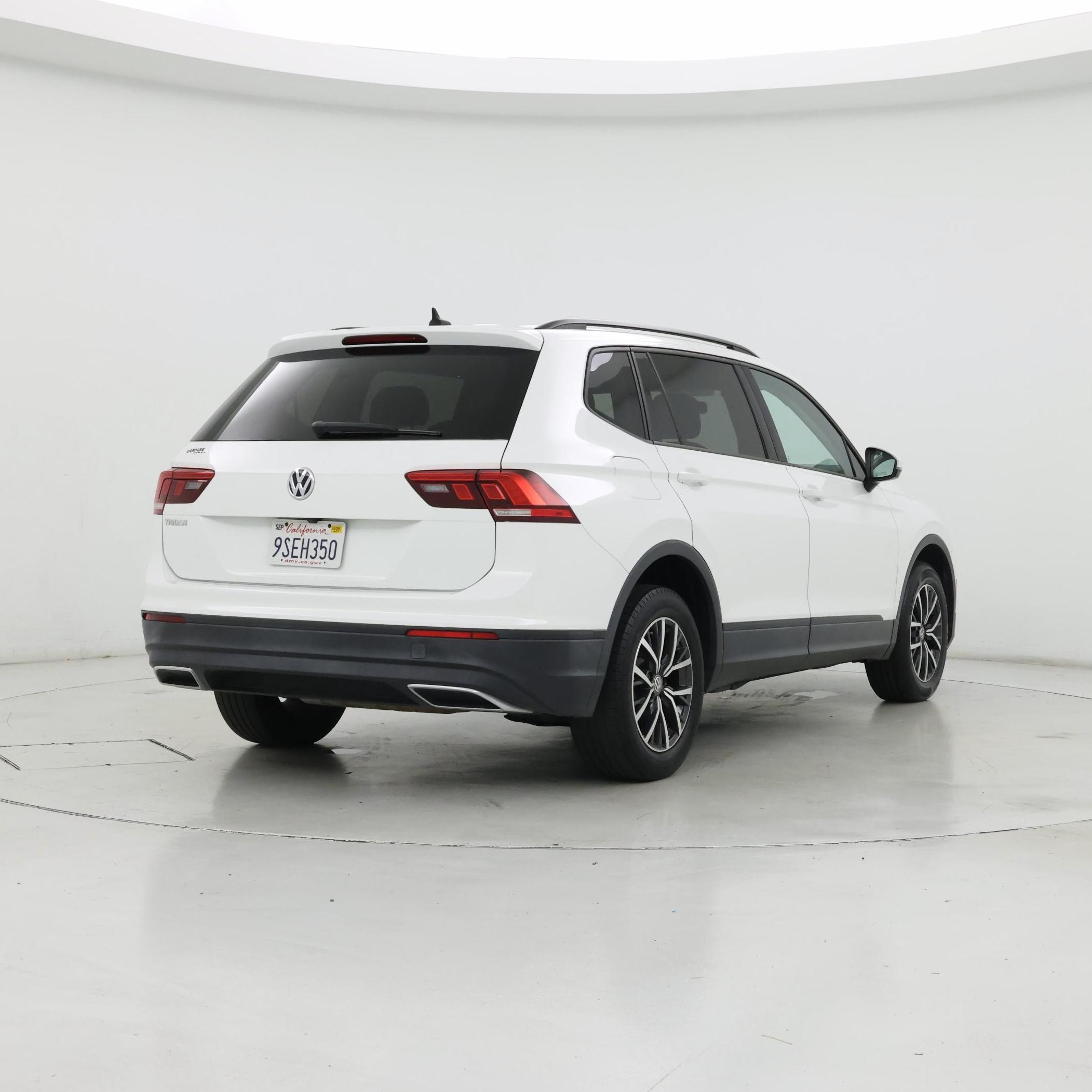 Thumbnail: 2021 Volkswagen Tiguan - 8
