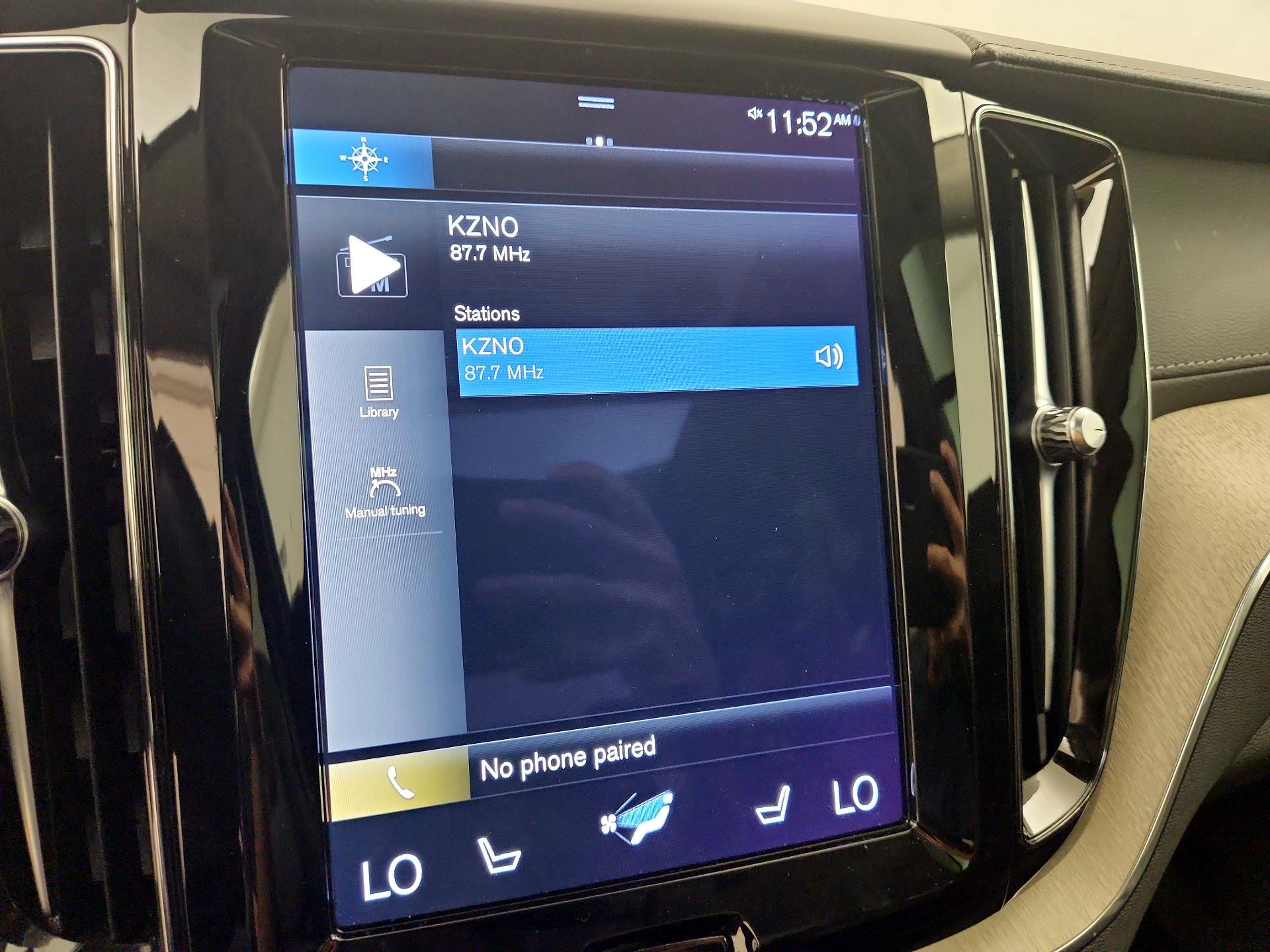 Thumbnail: 2021 Volvo XC60 - 16