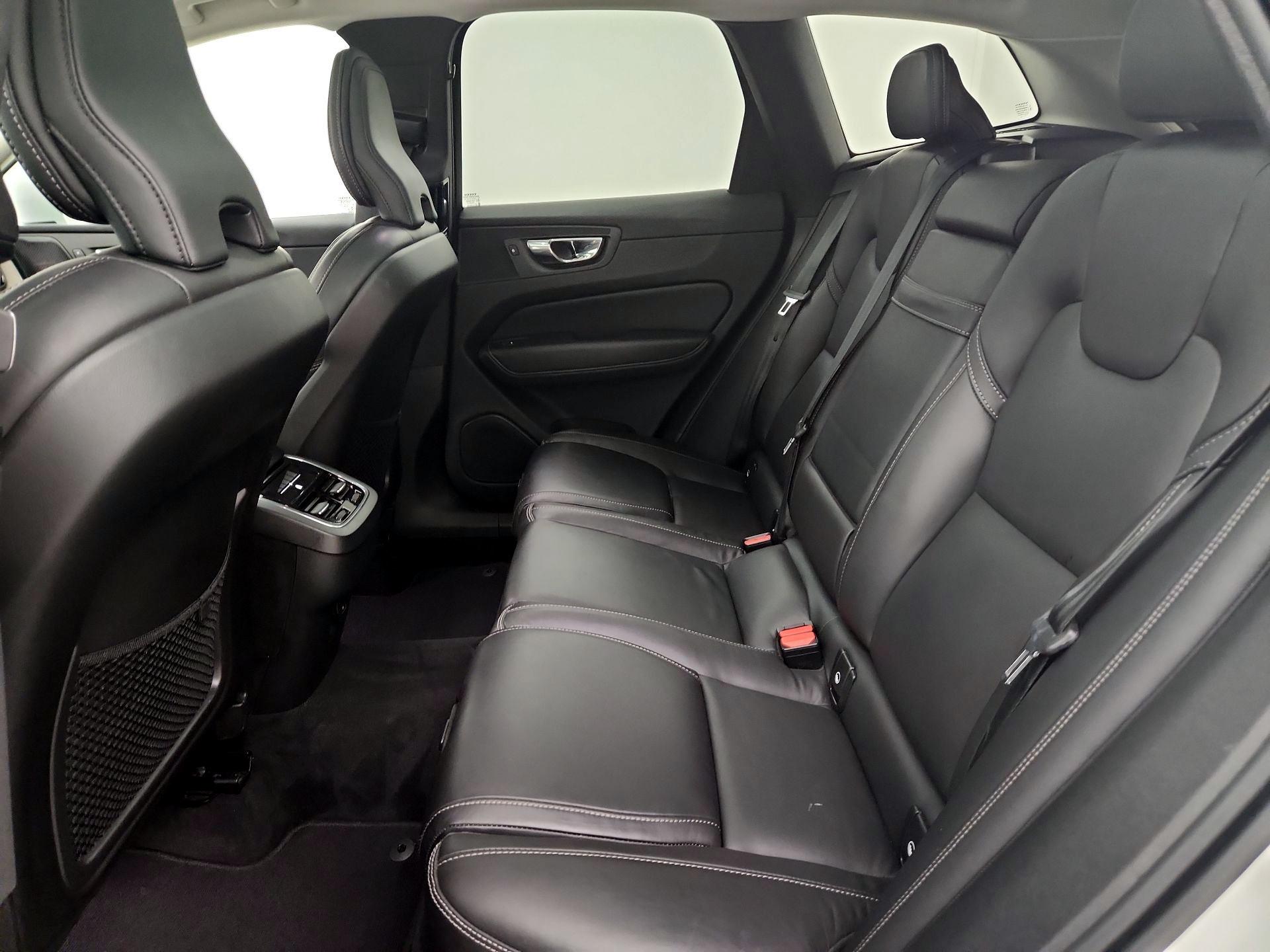 Thumbnail: 2021 Volvo XC60 - 19