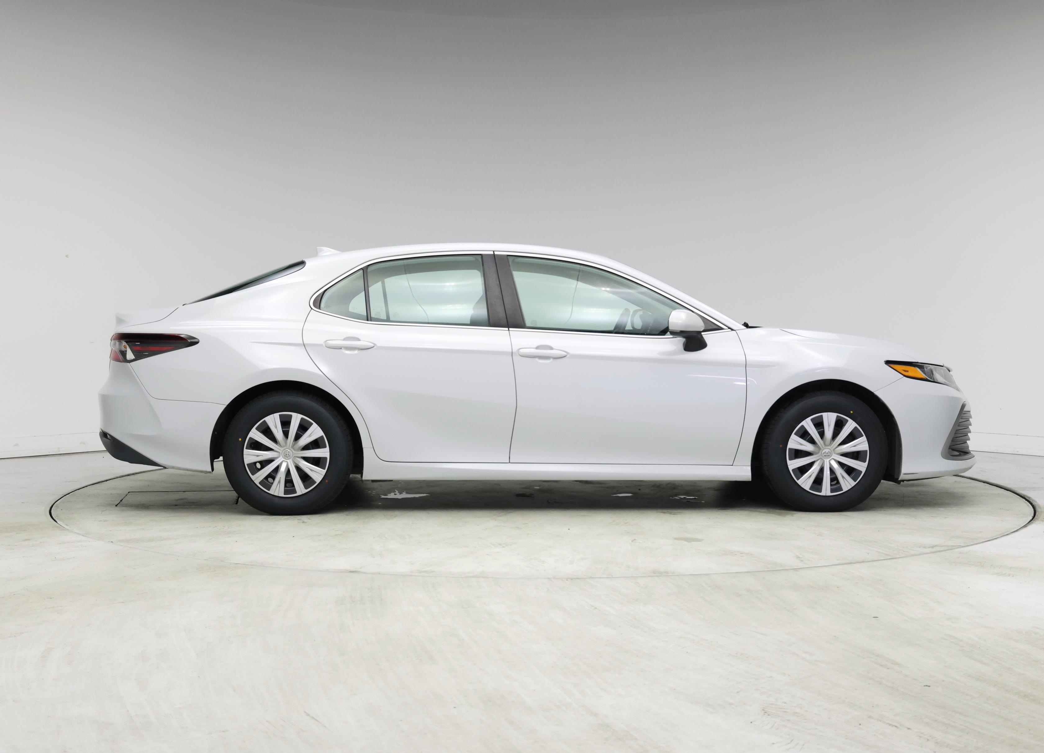 Thumbnail: 2022 Toyota Camry - 7