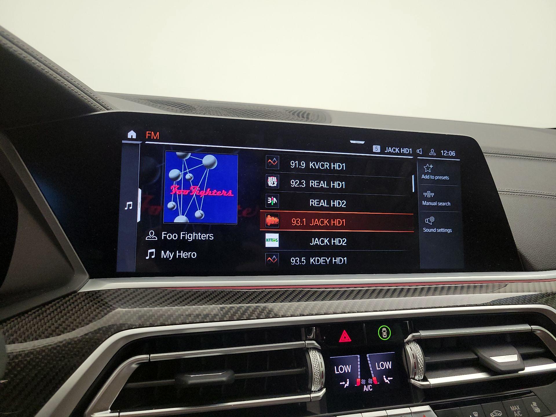 Thumbnail: 2021 BMW X6 - 16