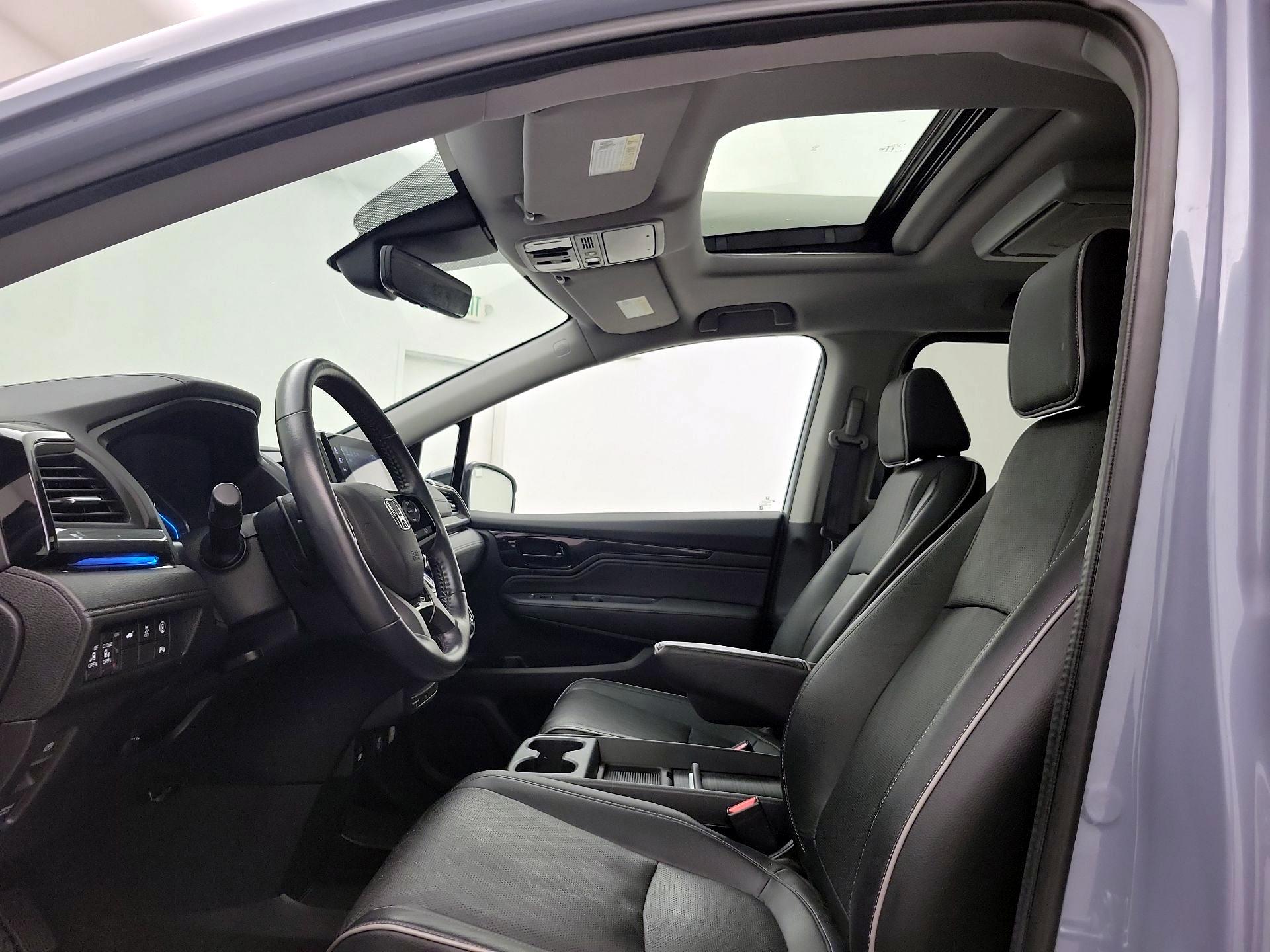 Thumbnail: 2023 Honda Odyssey - 20