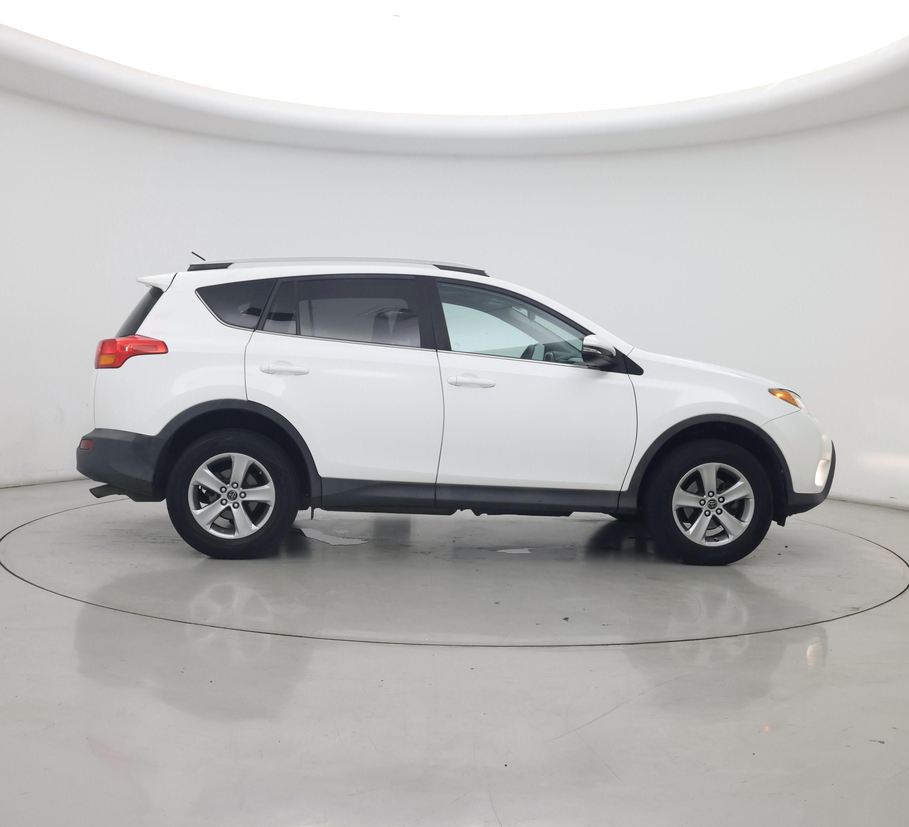 Thumbnail: 2015 Toyota RAV4 - 7