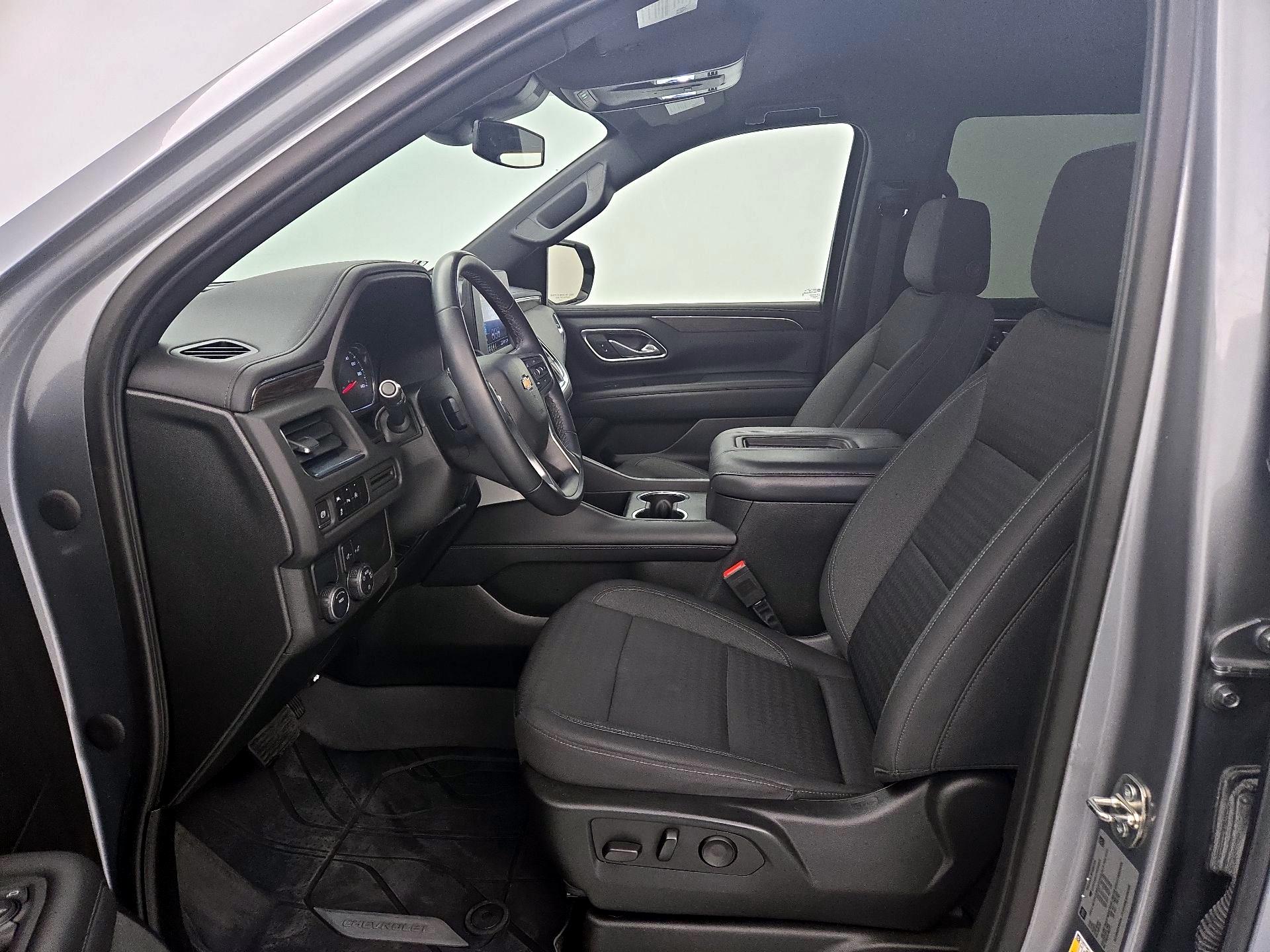 Thumbnail: 2023 Chevrolet Tahoe - 11