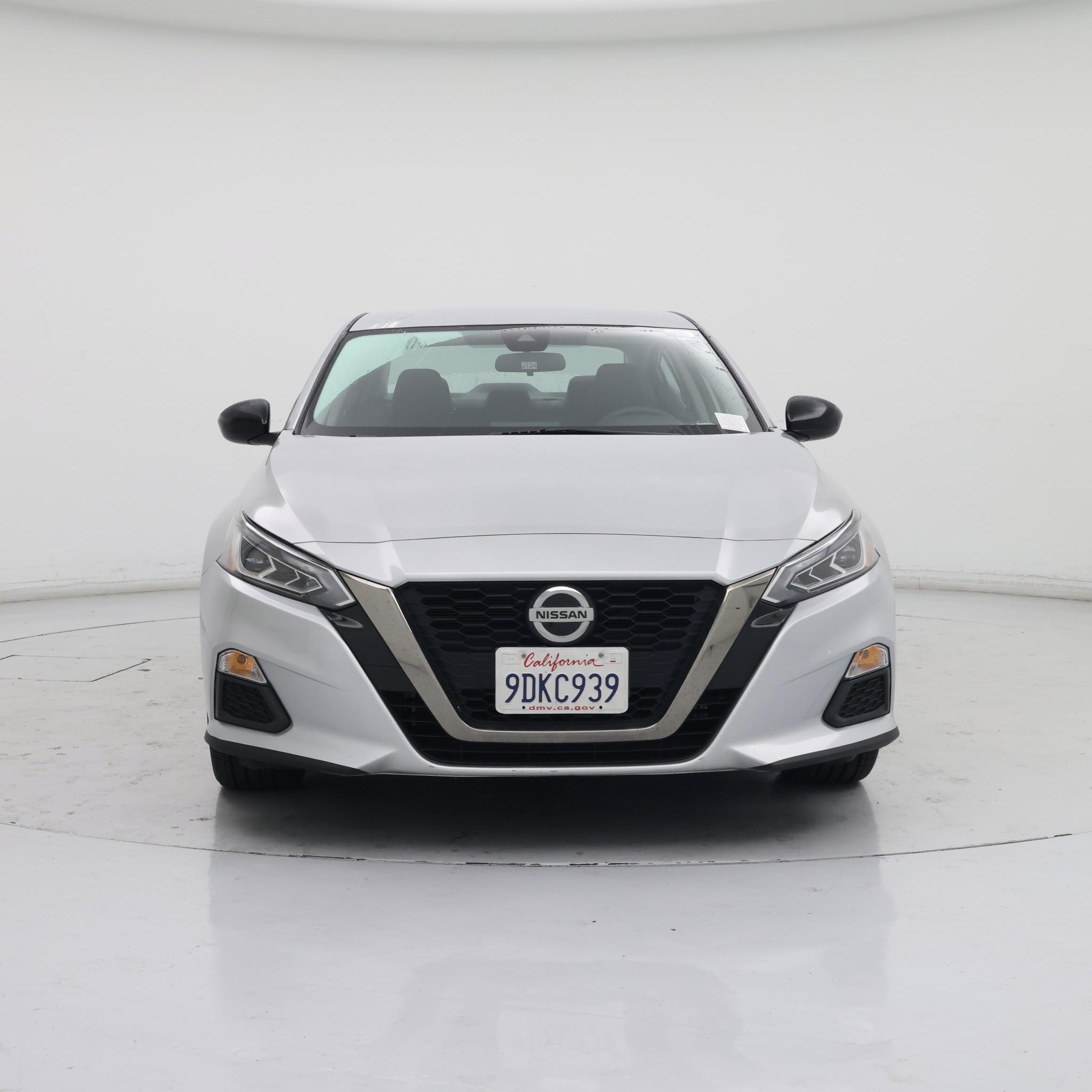Thumbnail: 2022 Nissan Altima - 5