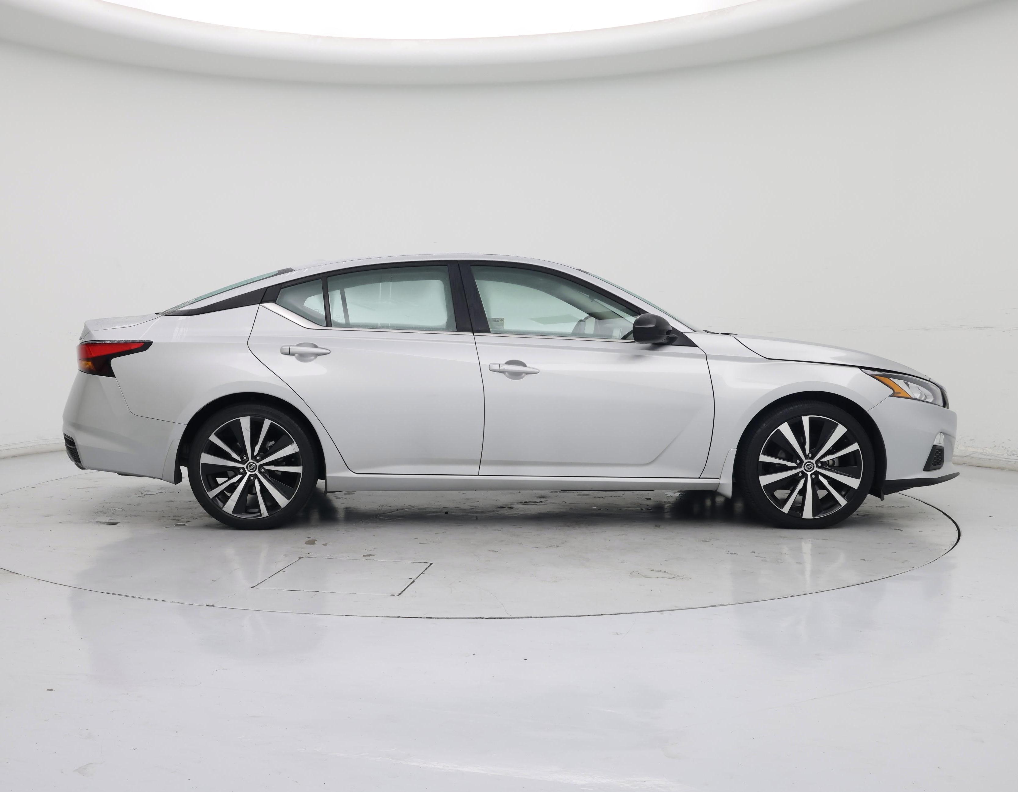 Thumbnail: 2022 Nissan Altima - 7