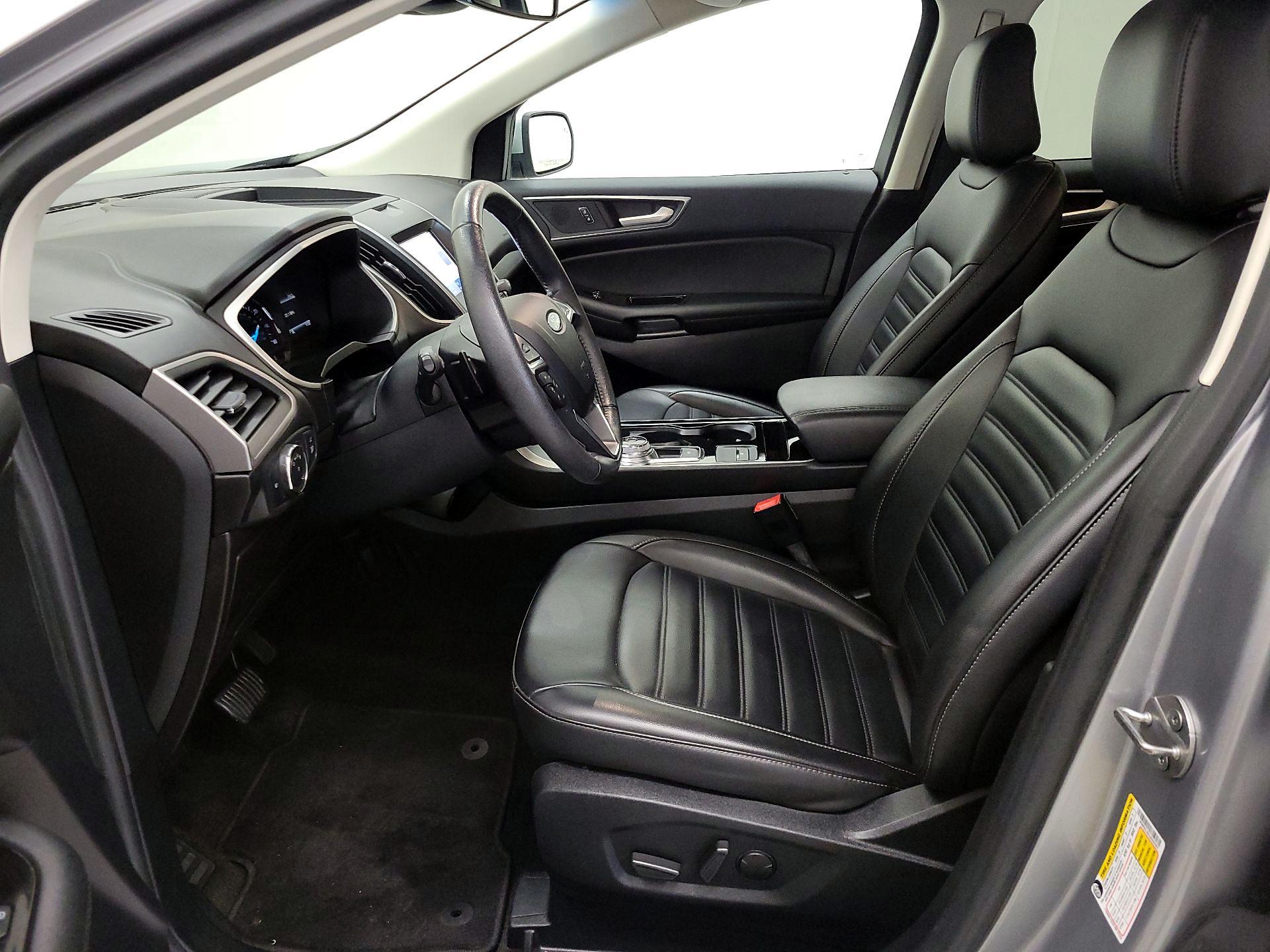 Thumbnail: 2020 Ford Edge - 11