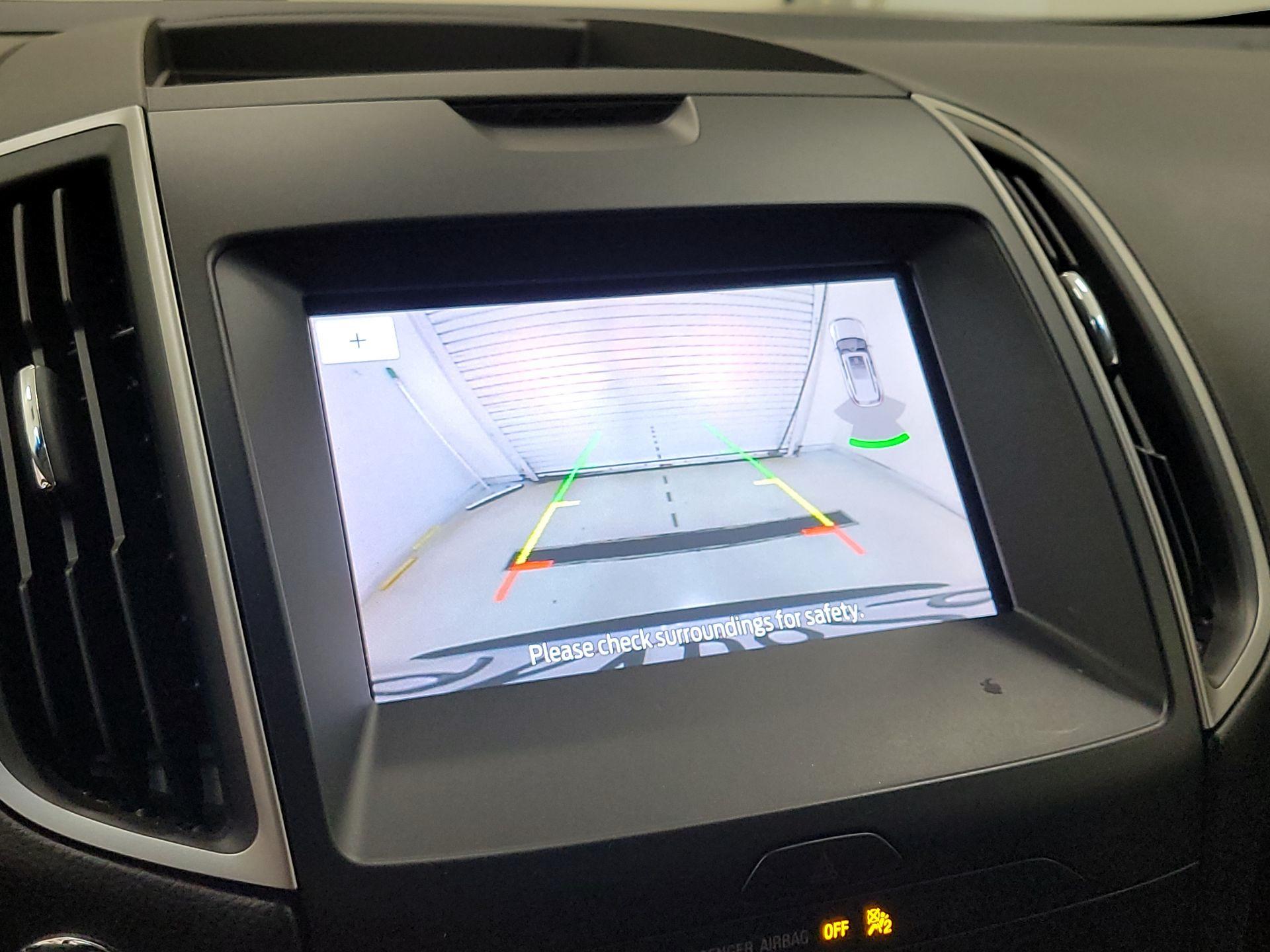 Thumbnail: 2020 Ford Edge - 14