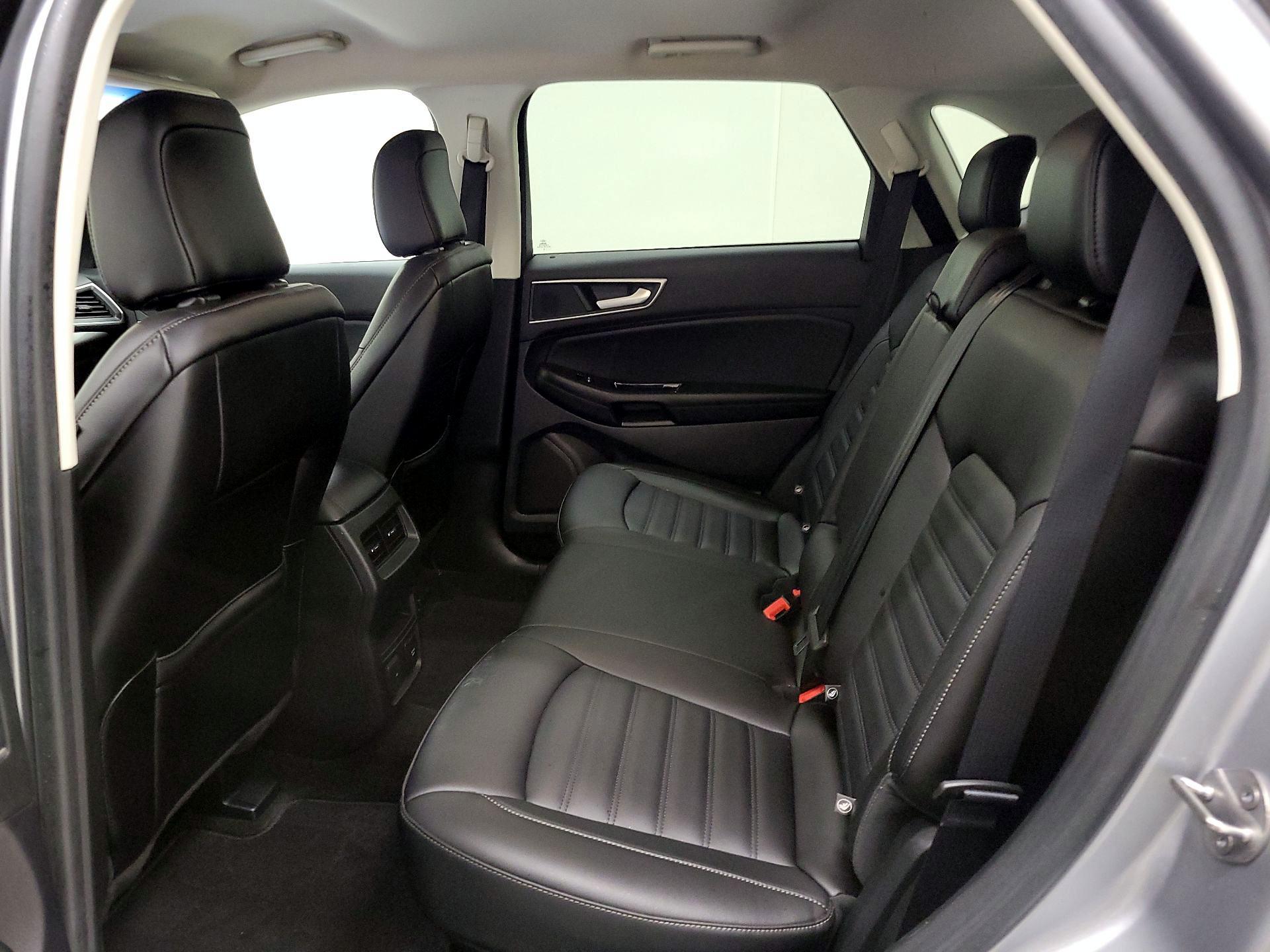 Thumbnail: 2020 Ford Edge - 19