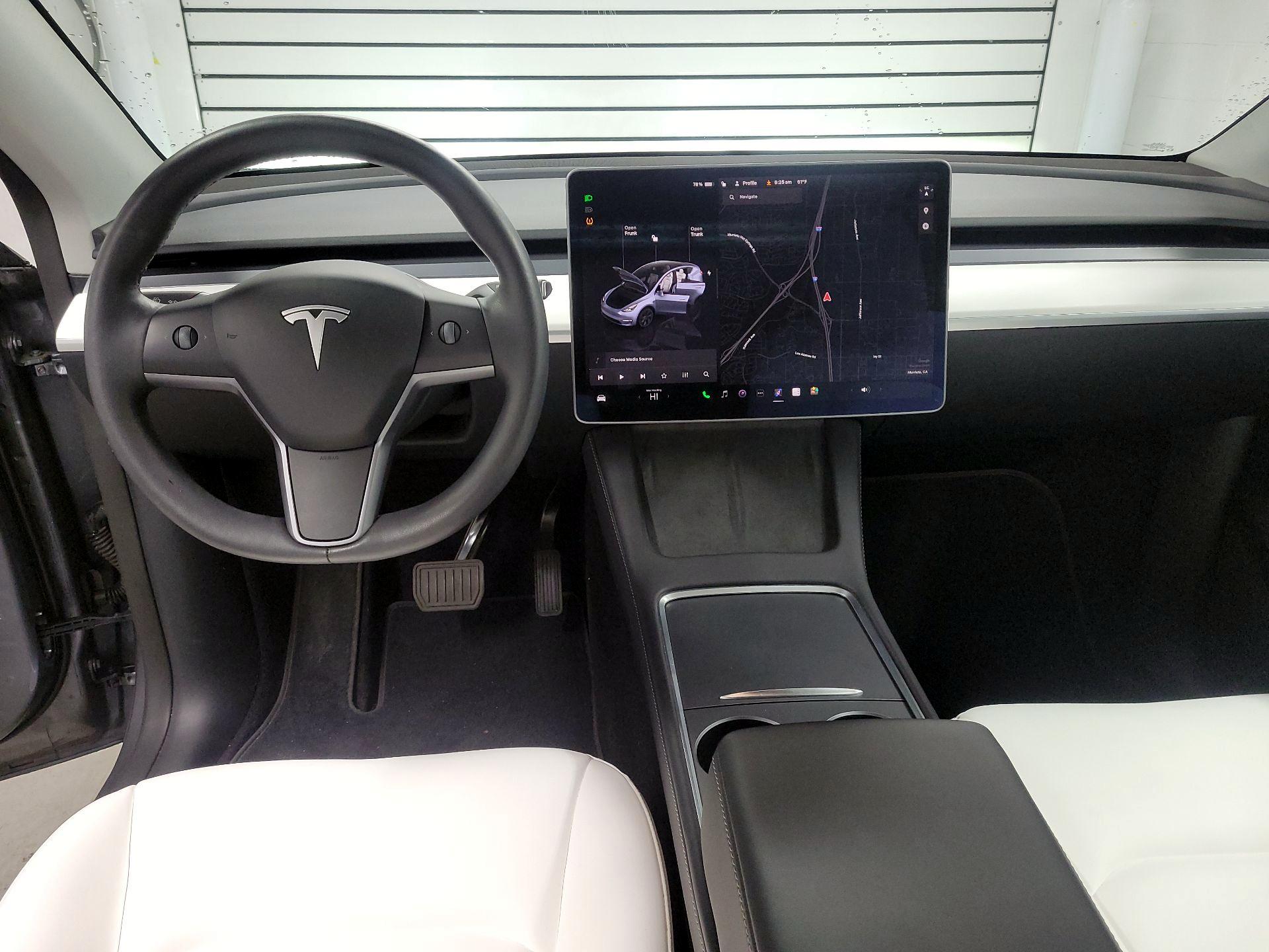 Thumbnail: 2025 Tesla Model Y - 9