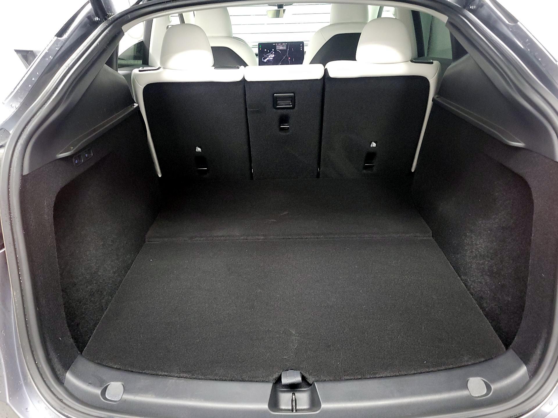 Thumbnail: 2025 Tesla Model Y - 20