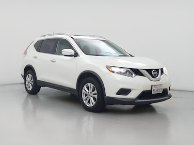 White 2016 Nissan Rogue SV