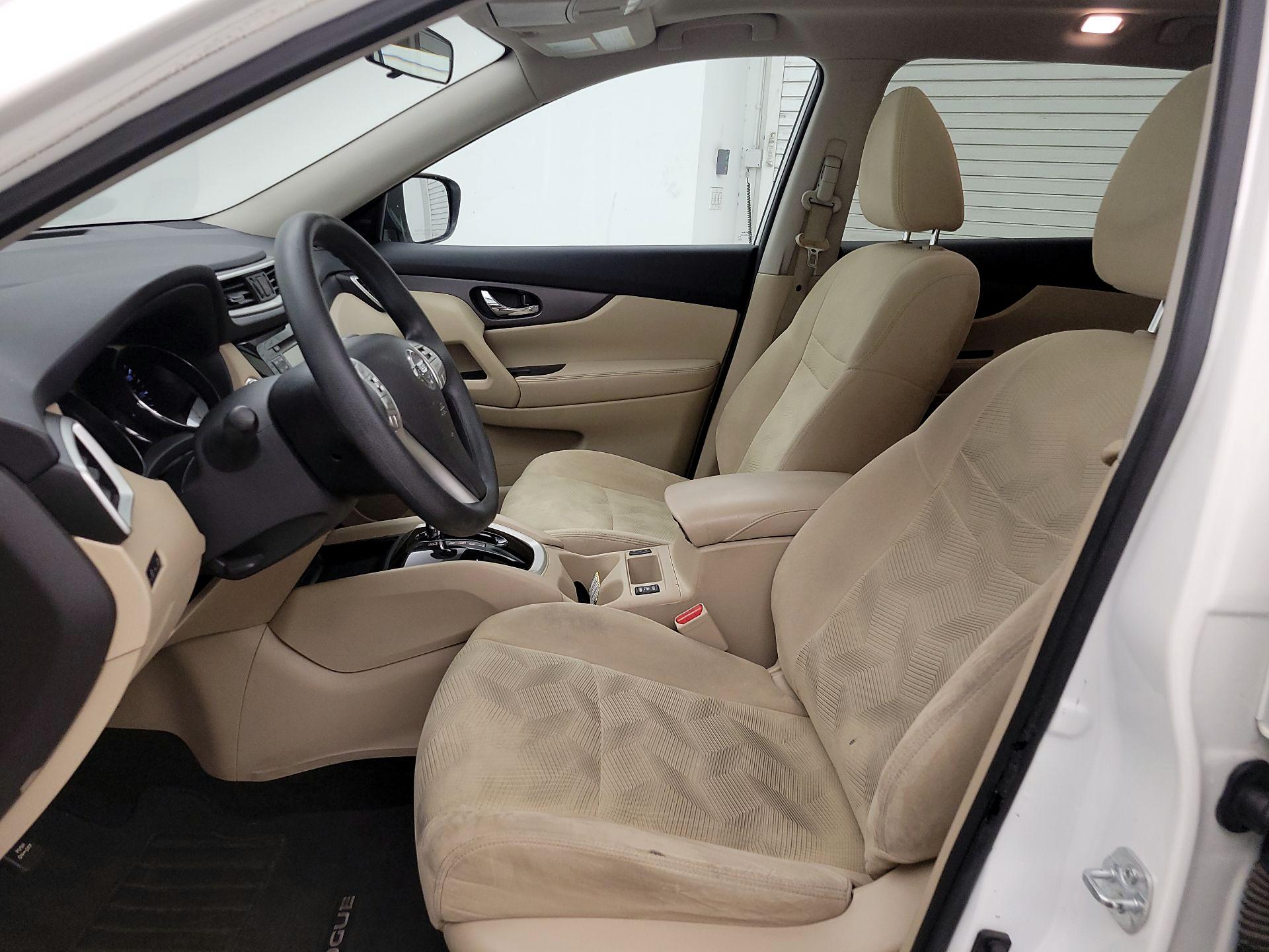 Thumbnail: 2016 Nissan Rogue - 11