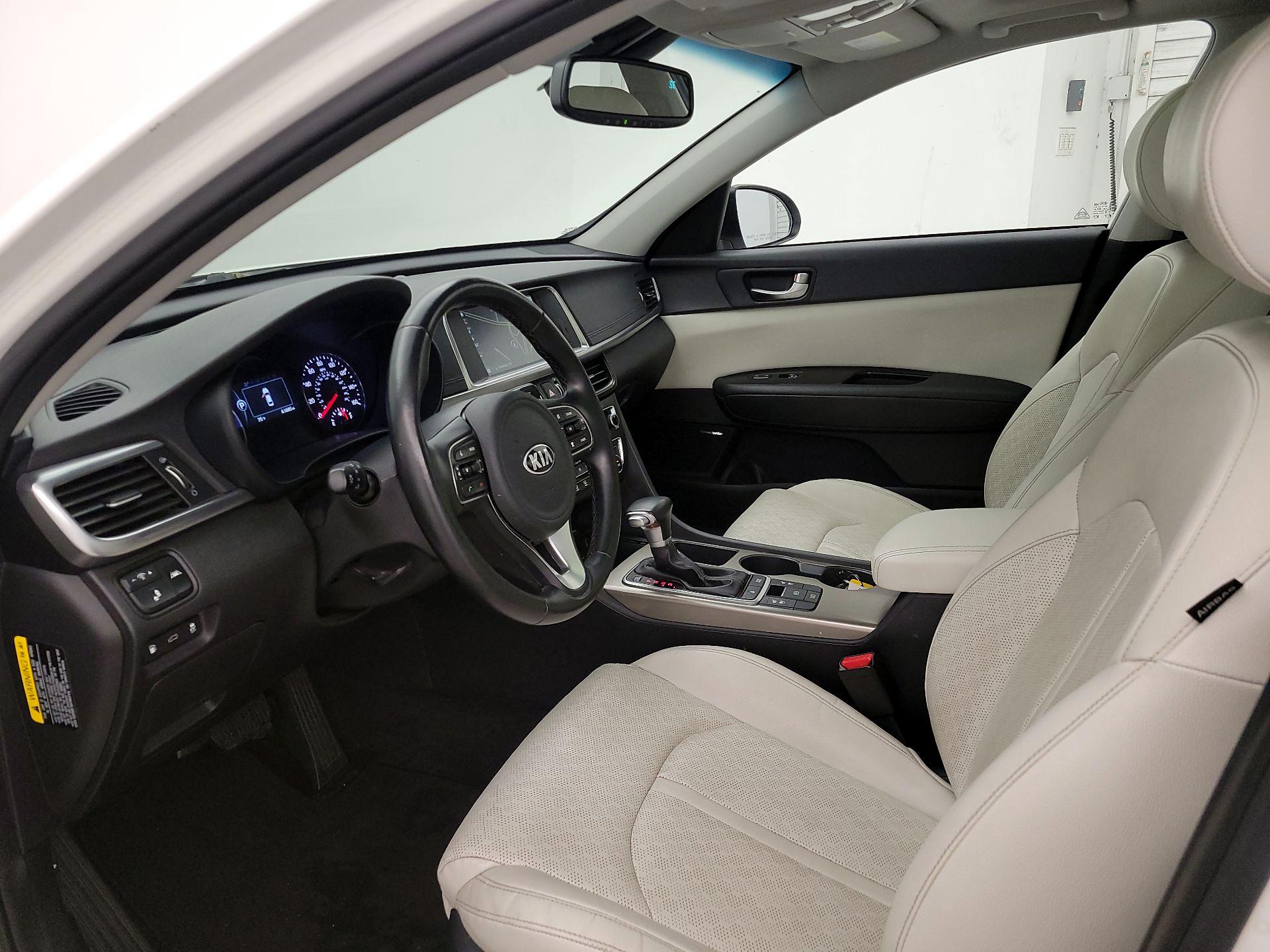 Thumbnail: 2018 Kia Optima - 11