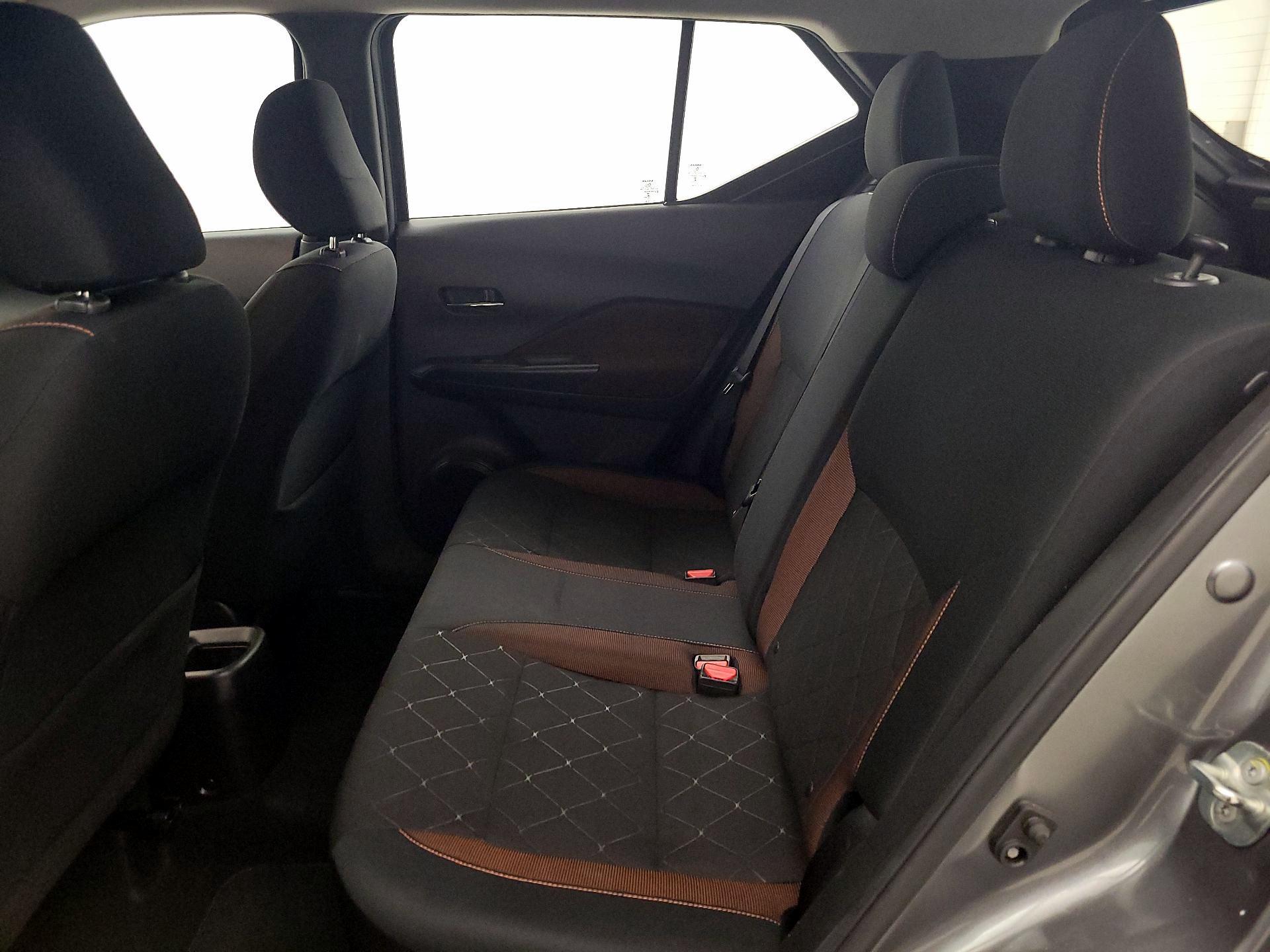 Thumbnail: 2018 Nissan Kicks - 18