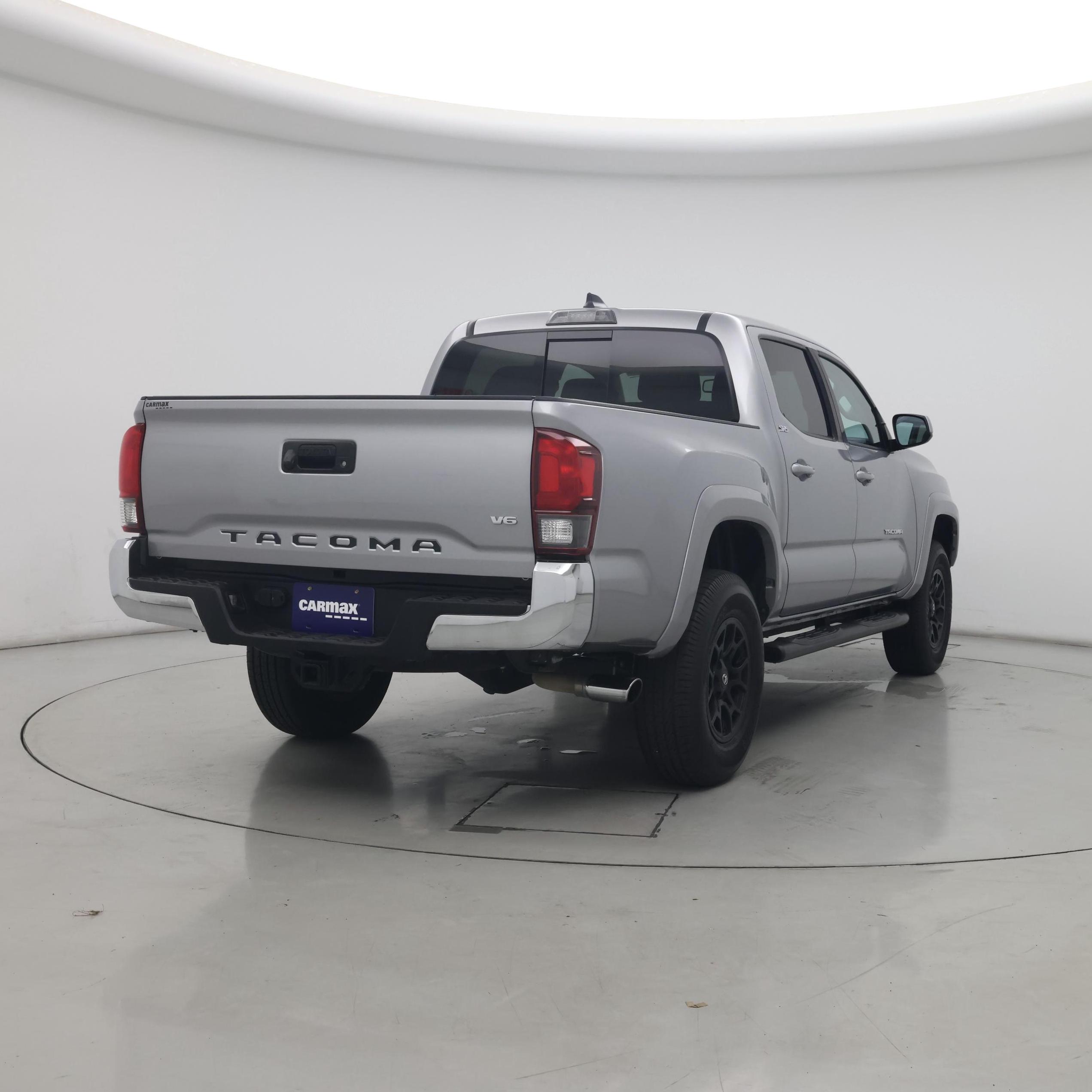 Thumbnail: 2020 Toyota Tacoma - 8