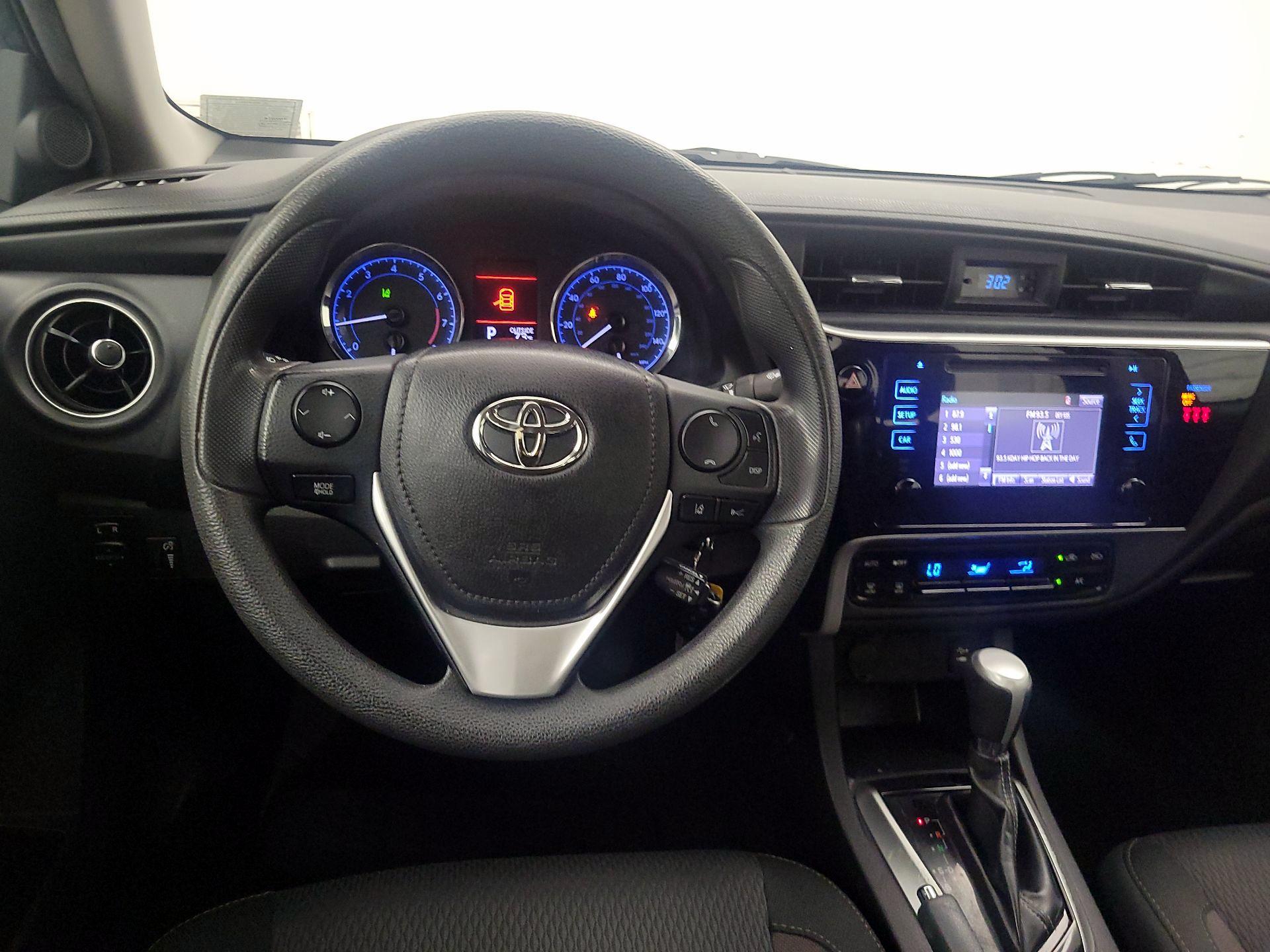 Thumbnail: 2019 Toyota Corolla - 10