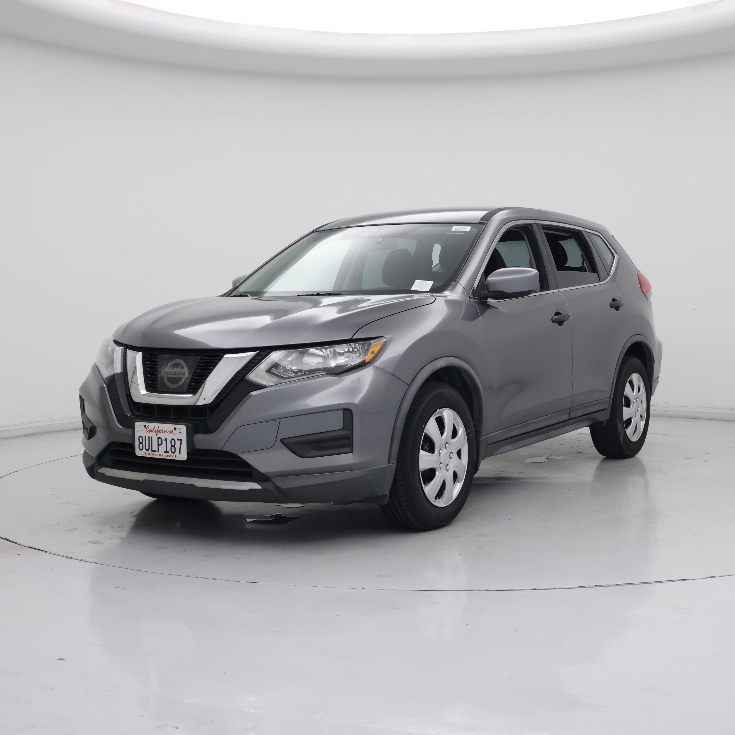 Thumbnail: 2017 Nissan Rogue - 4