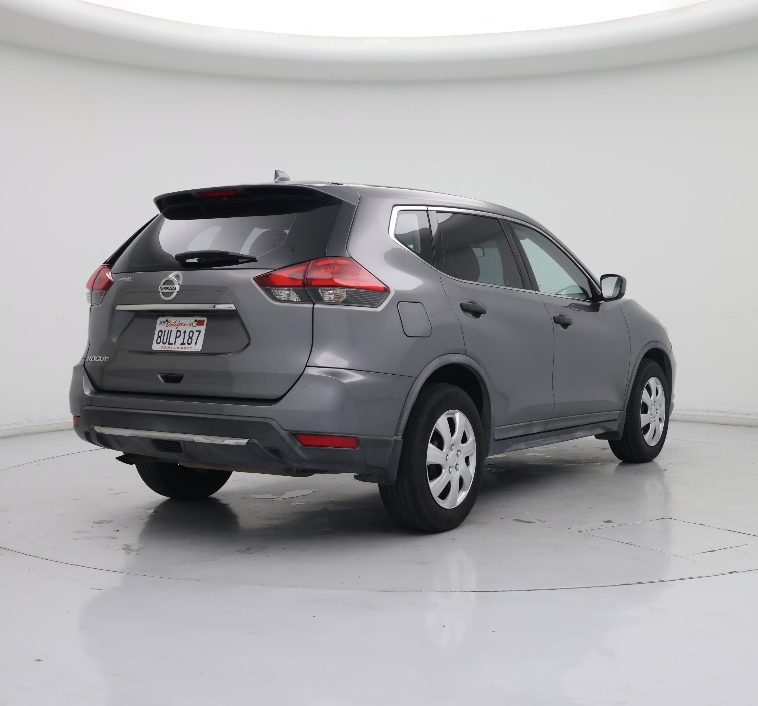 Thumbnail: 2017 Nissan Rogue - 8