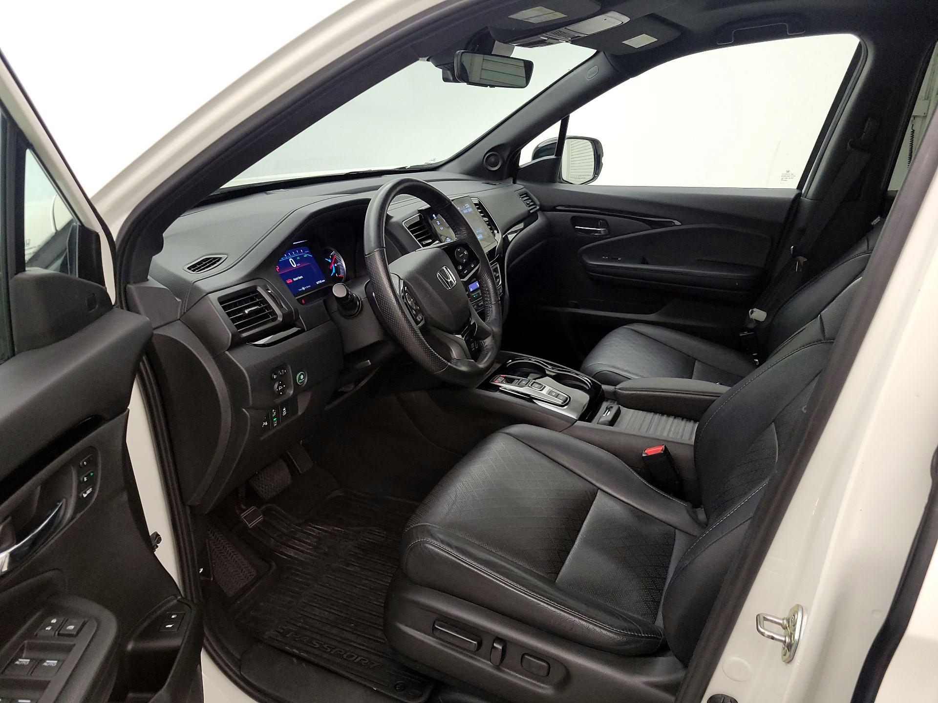 Thumbnail: 2019 Honda Passport - 11