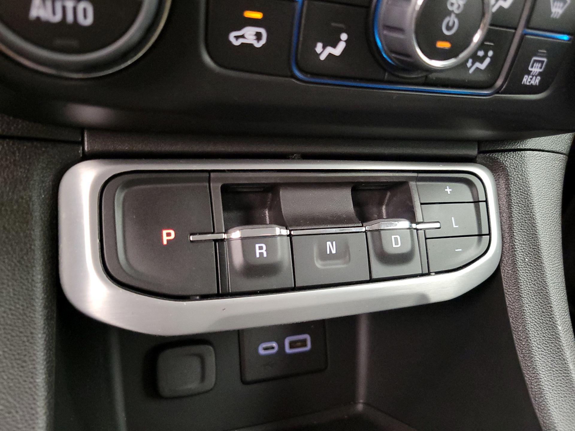 Thumbnail: 2023 GMC Acadia - 17