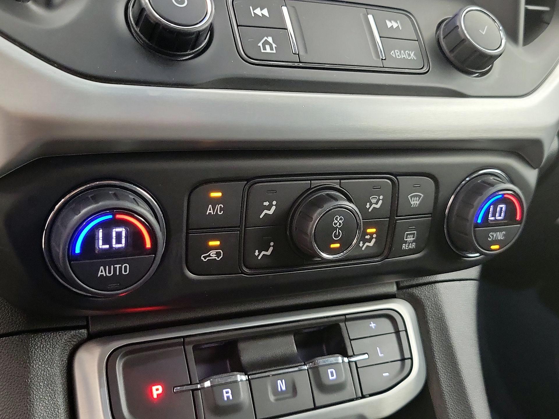 Thumbnail: 2022 GMC Acadia - 17