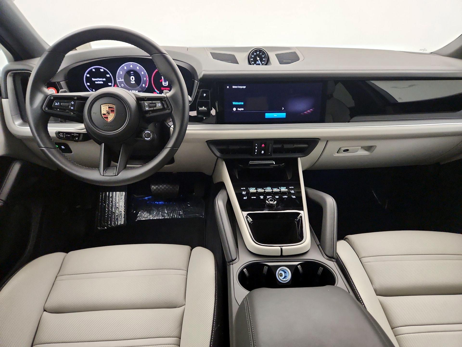 Thumbnail: 2025 Porsche Cayenne - 9