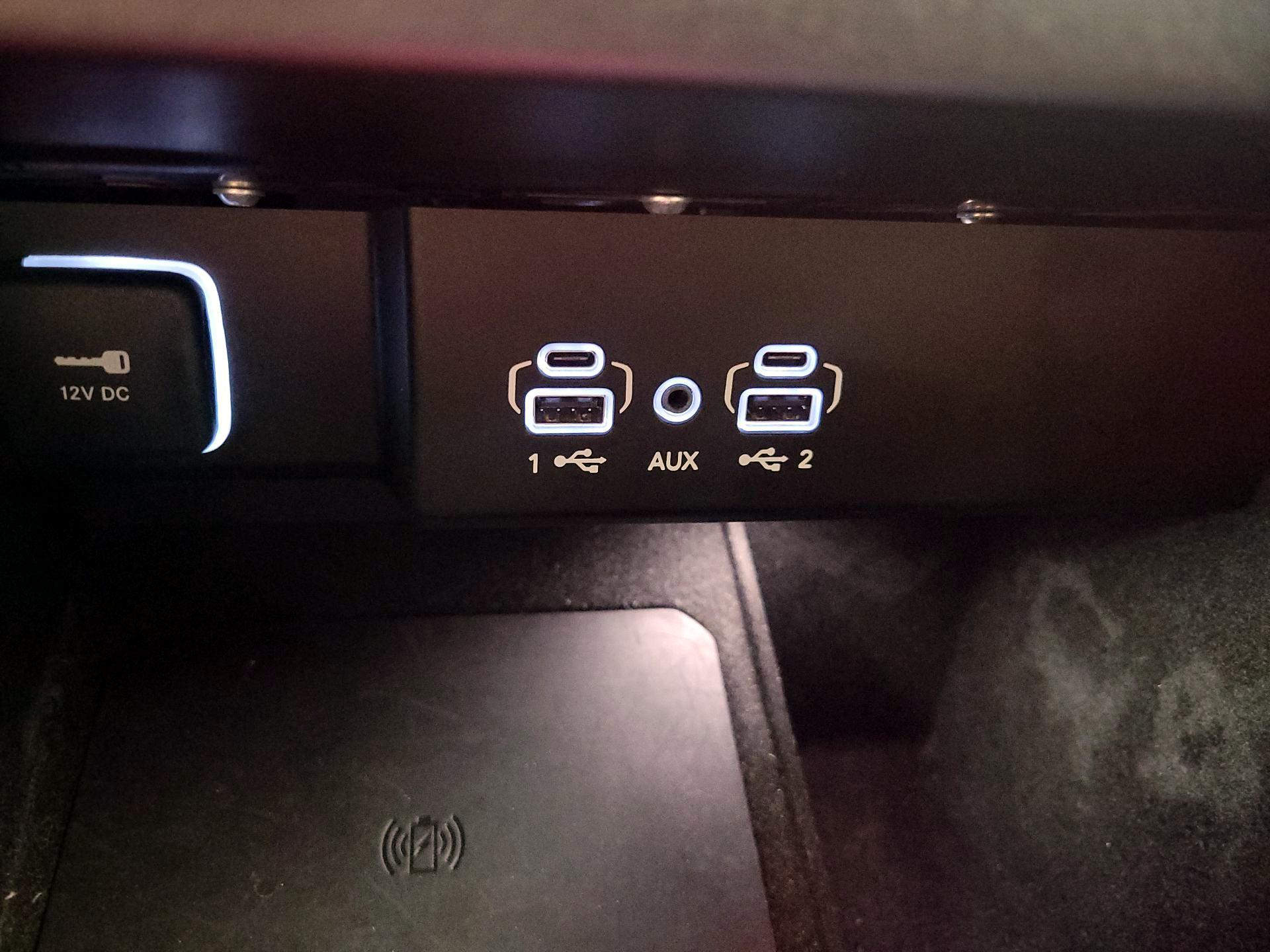 Thumbnail: 2024 Jeep Wagoneer - 18