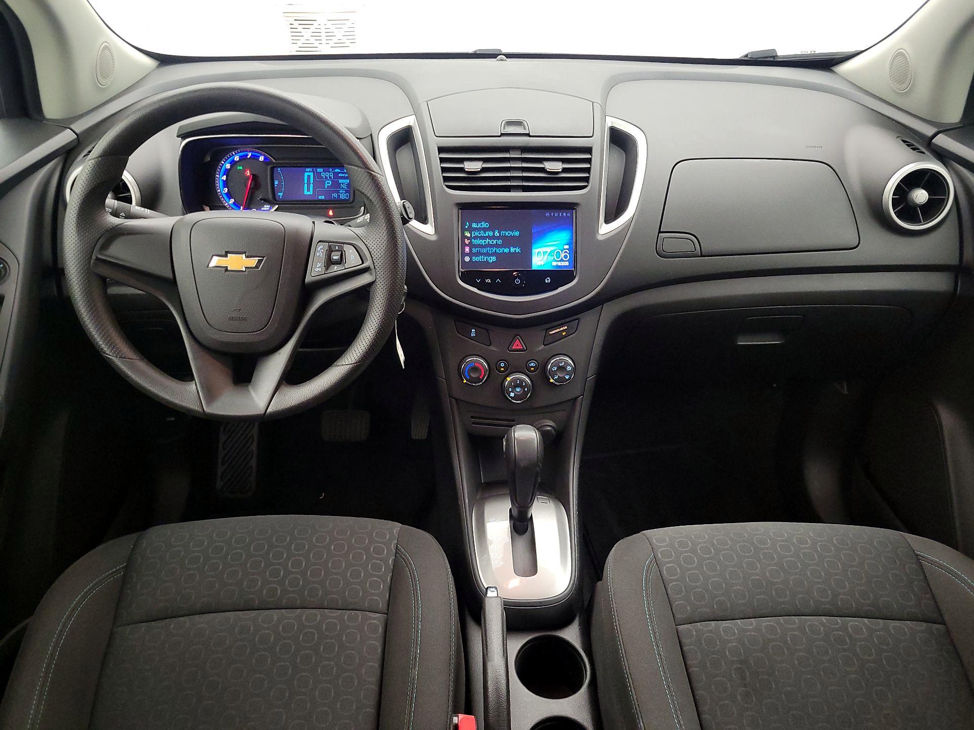 Thumbnail: 2015 Chevrolet Trax - 9