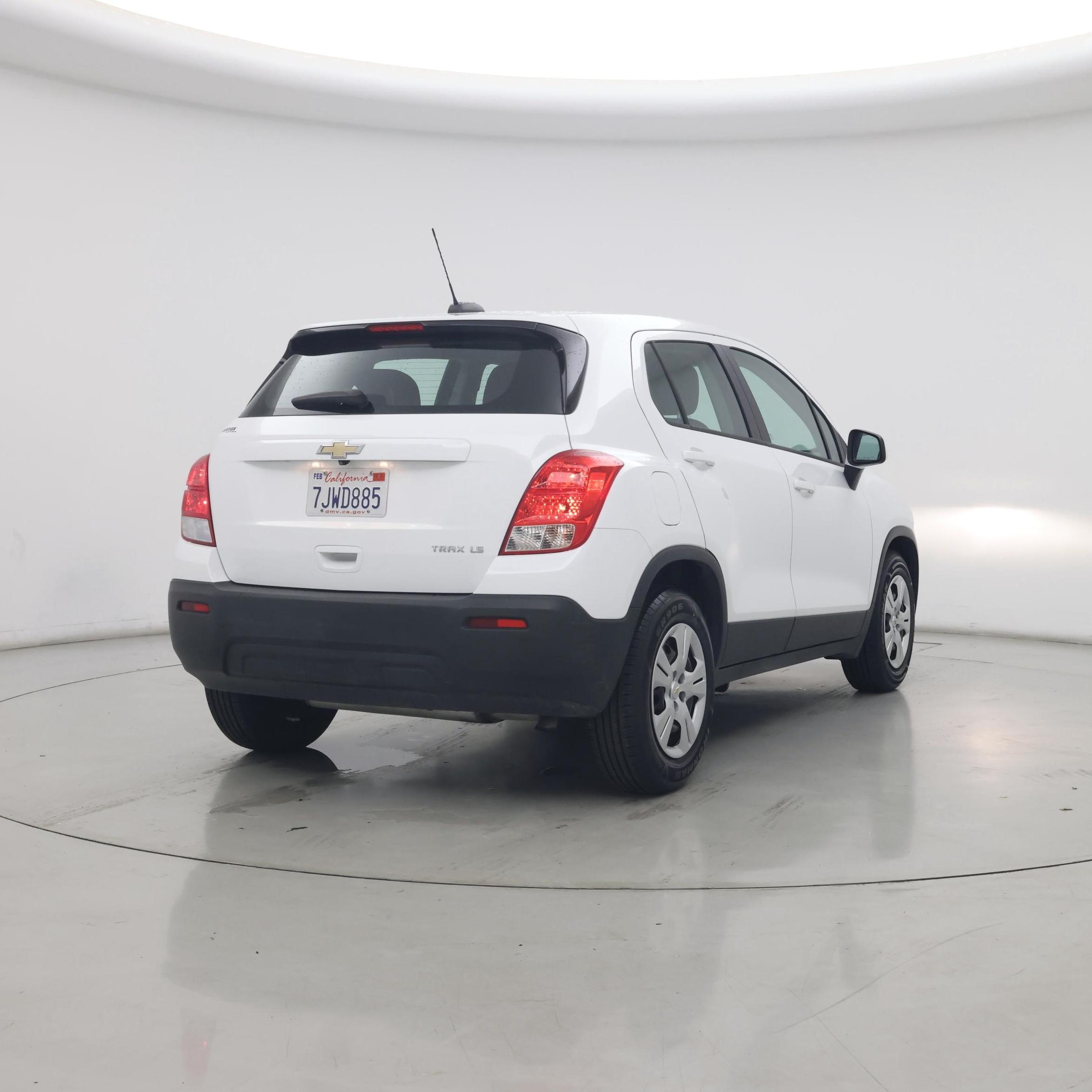 Thumbnail: 2015 Chevrolet Trax - 8