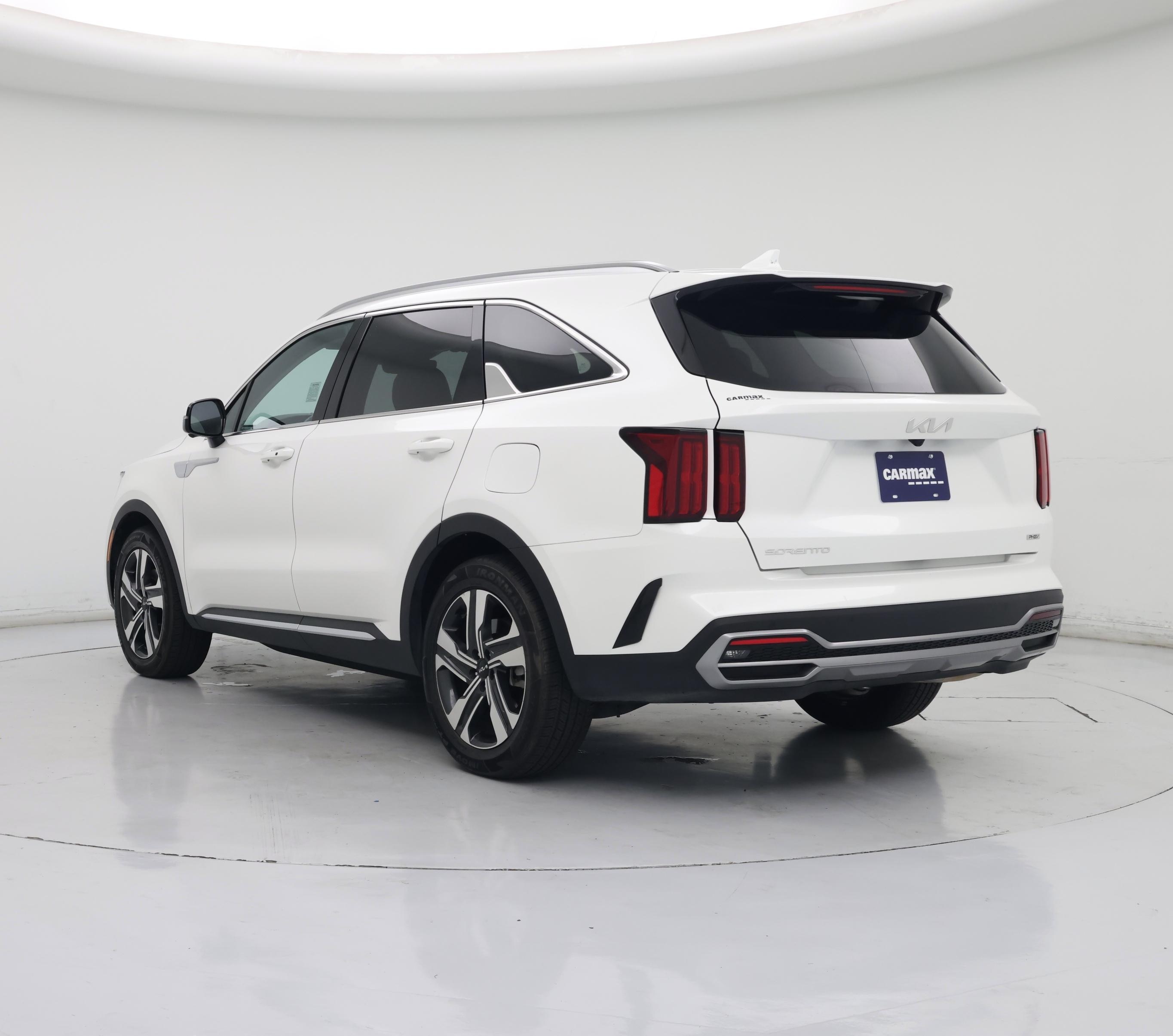 Thumbnail: 2023 Kia Sorento - 2