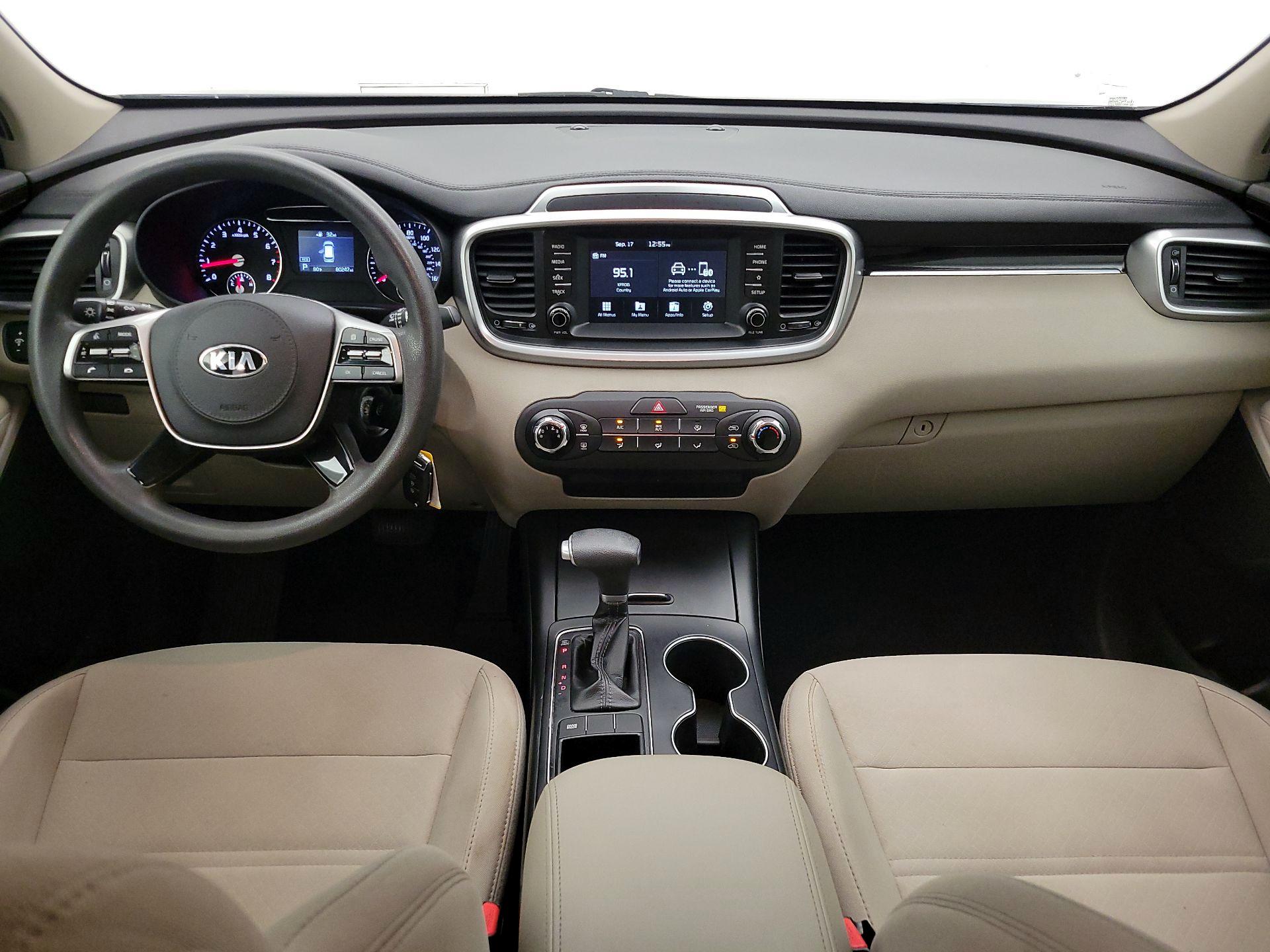 Thumbnail: 2020 Kia Sorento - 9