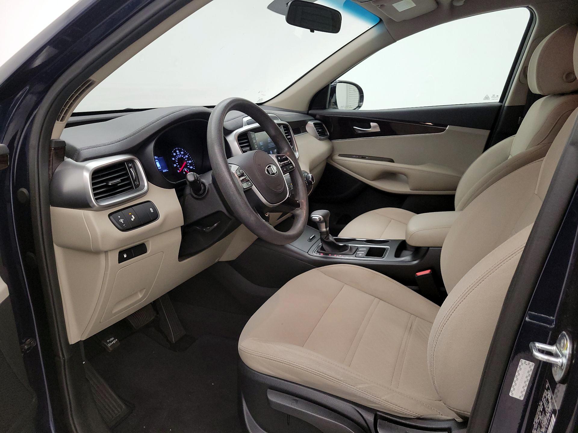 Thumbnail: 2020 Kia Sorento - 11