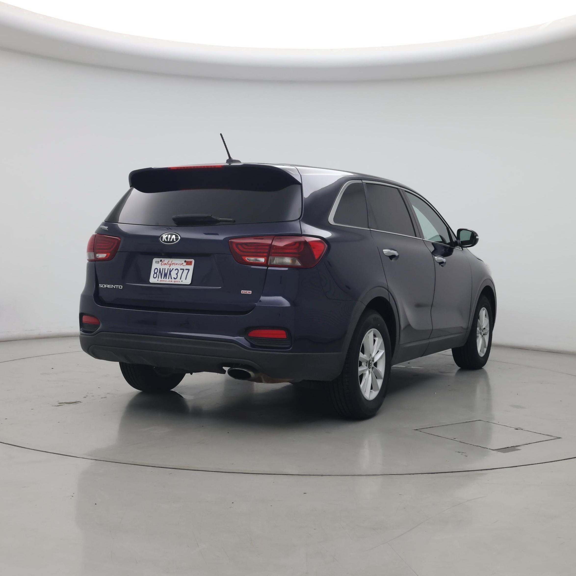 Thumbnail: 2020 Kia Sorento - 8