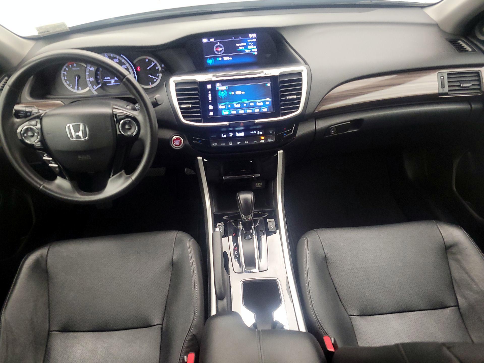 Thumbnail: 2017 Honda Accord - 9