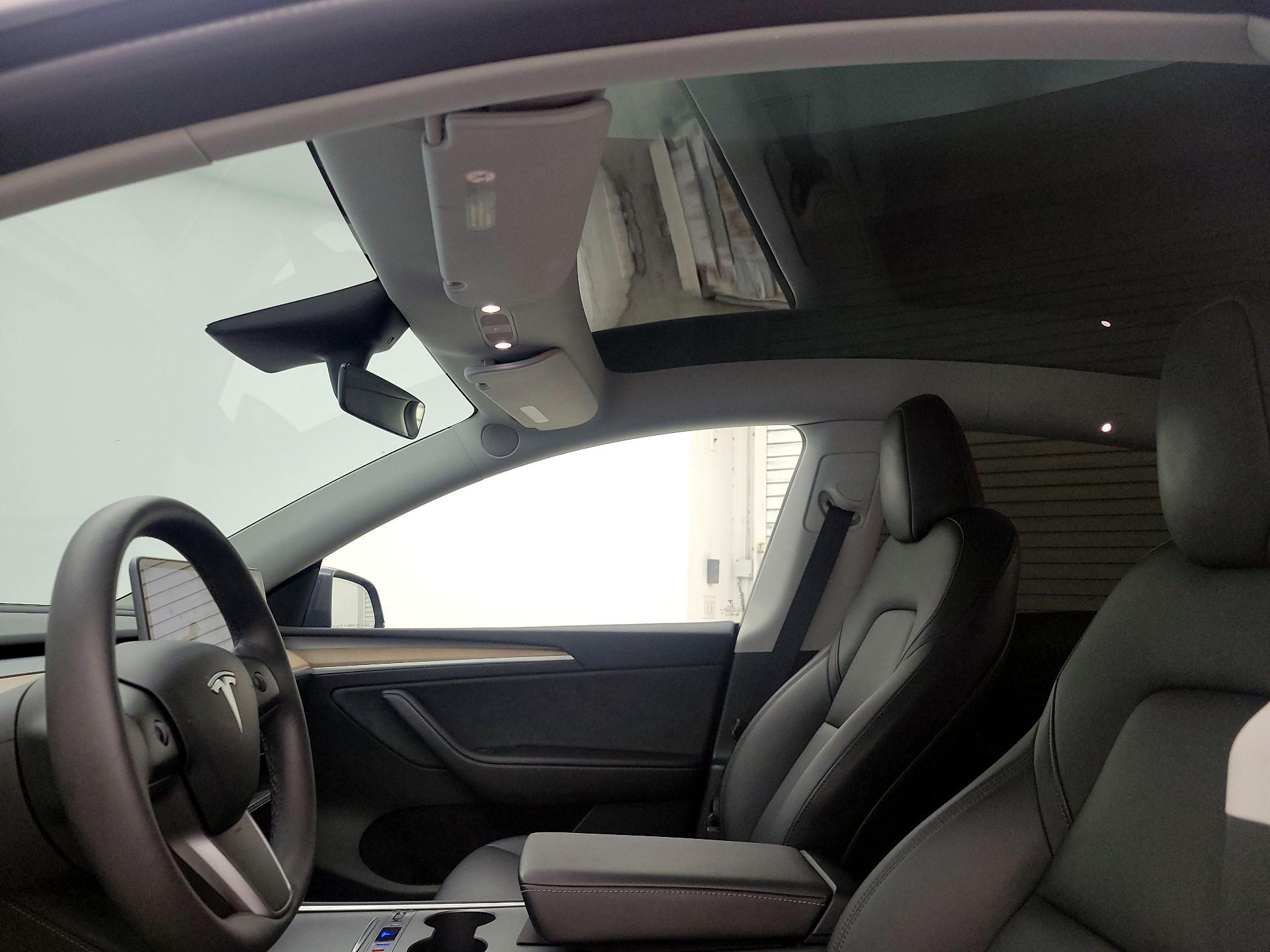 Thumbnail: 2023 Tesla Model Y - 19