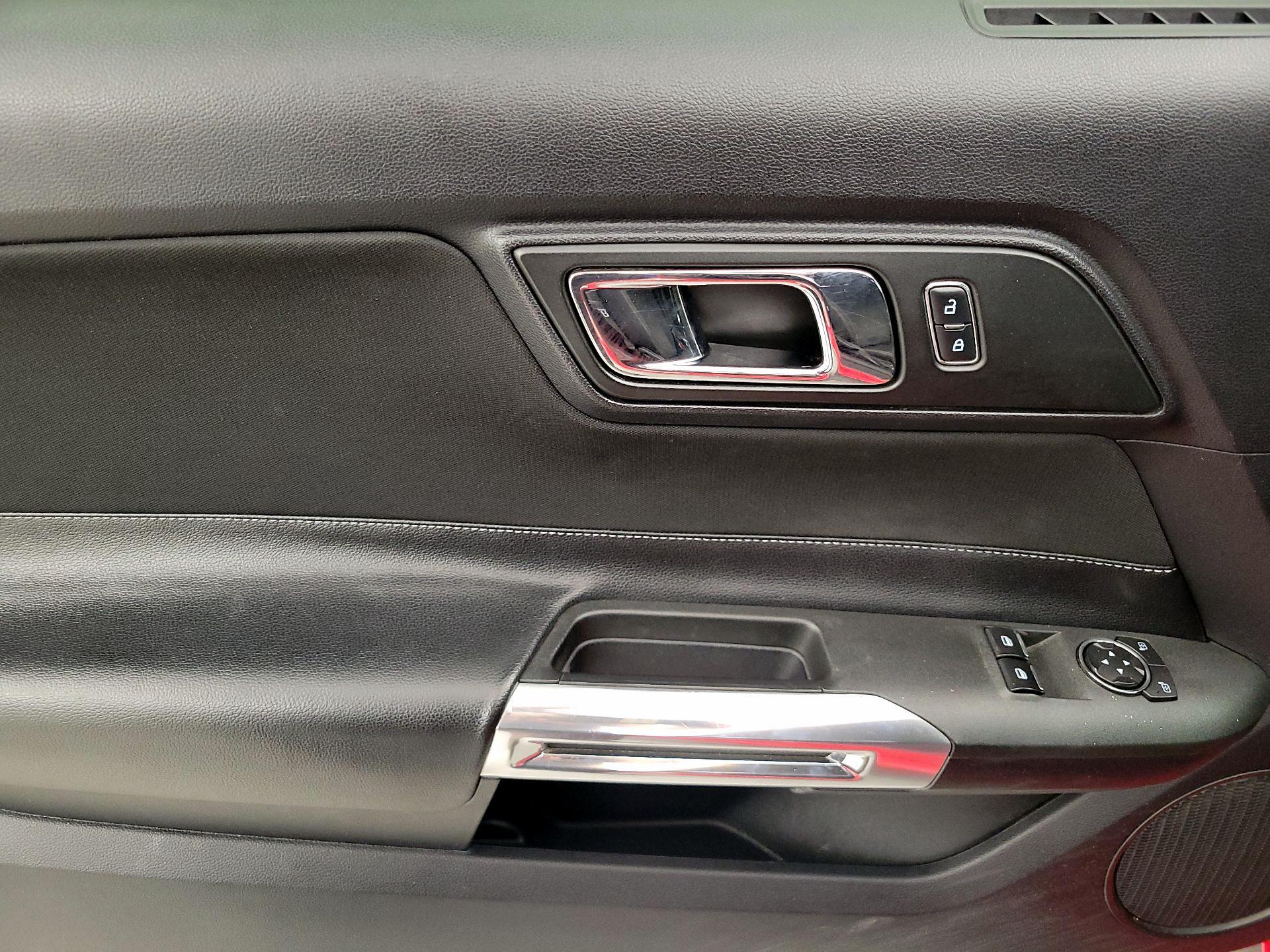 Thumbnail: 2016 Ford Mustang - 12