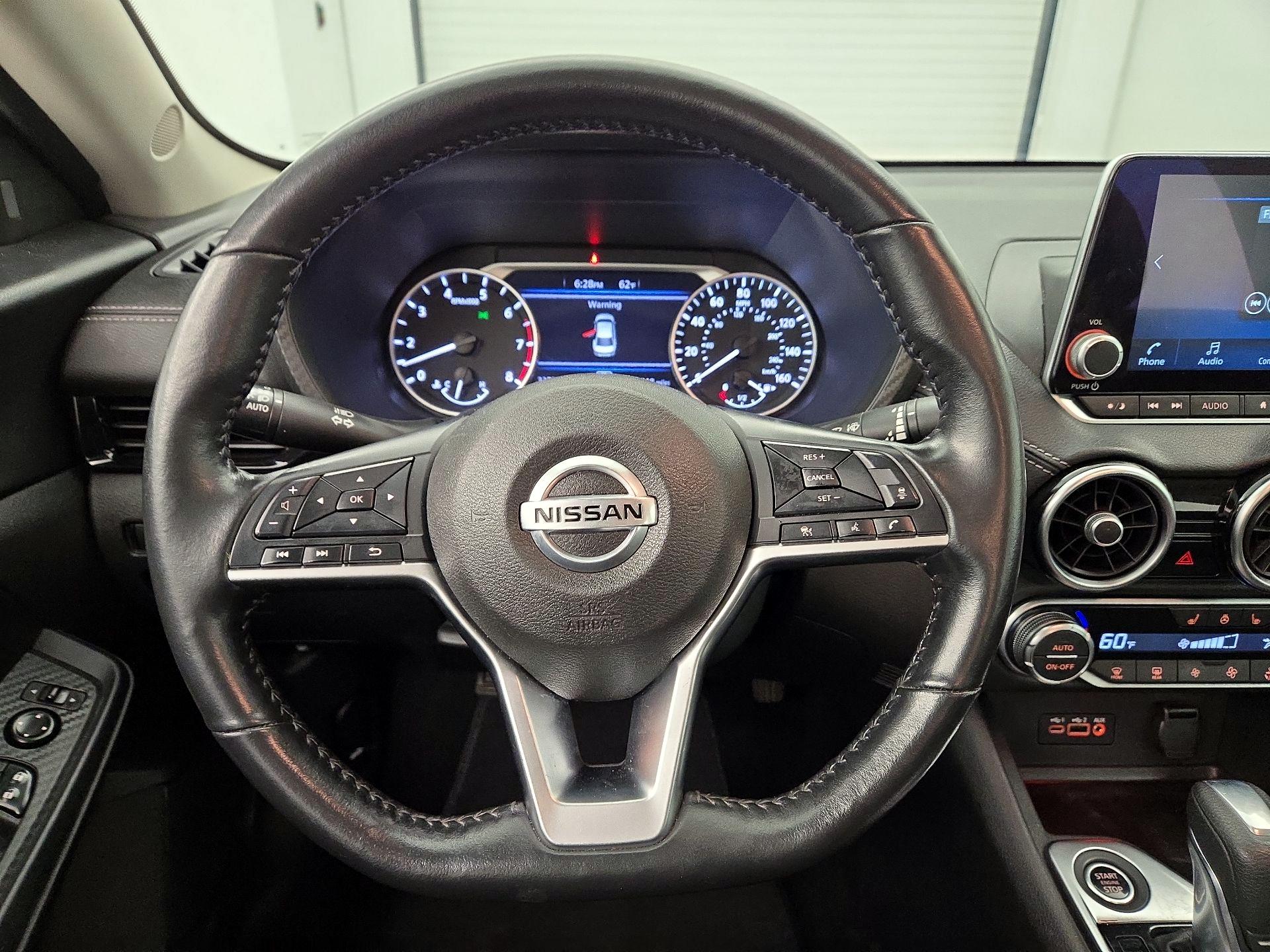 Thumbnail: 2023 Nissan Sentra - 10