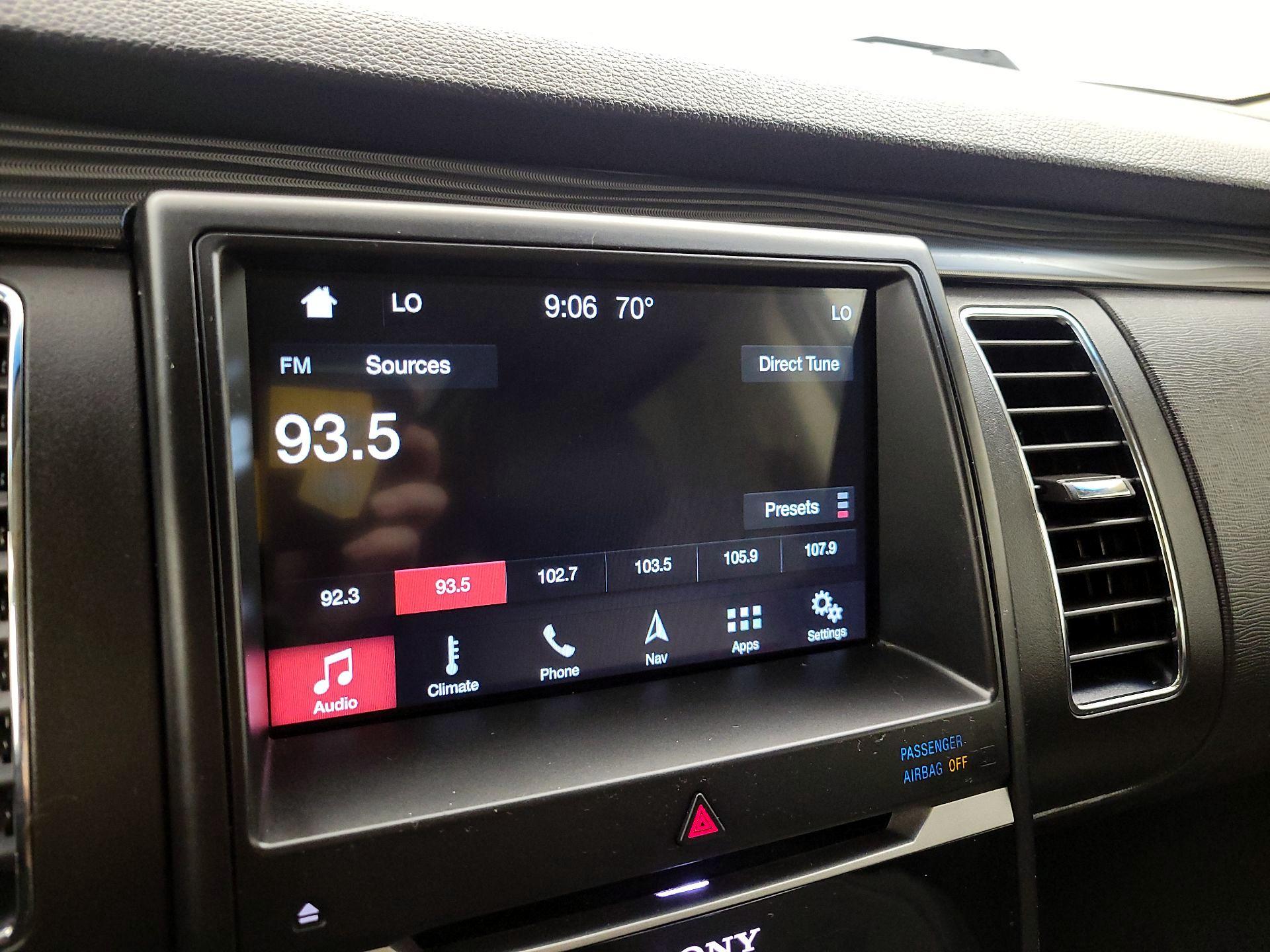 Thumbnail: 2017 Ford Flex - 16
