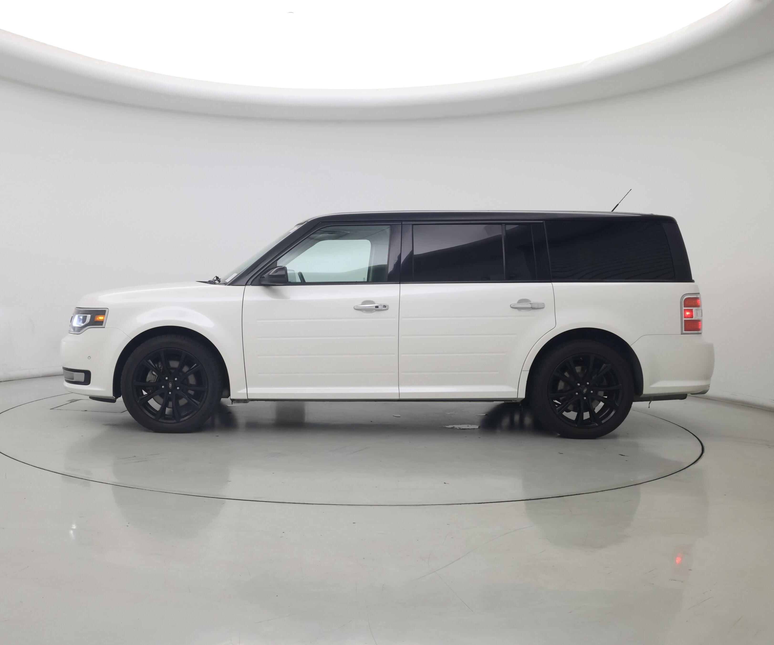 Thumbnail: 2017 Ford Flex - 3