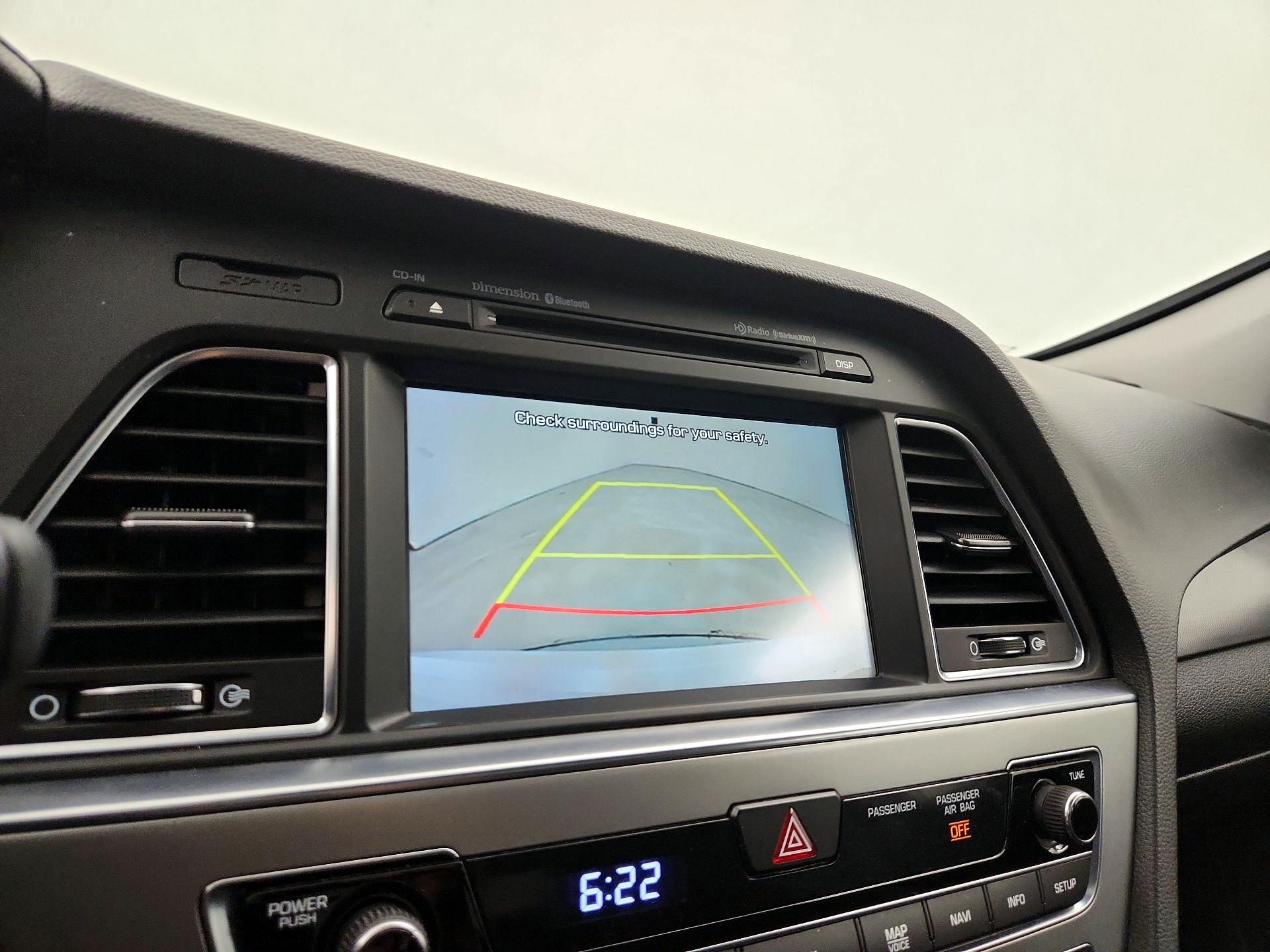 Thumbnail: 2016 Hyundai Sonata - 14