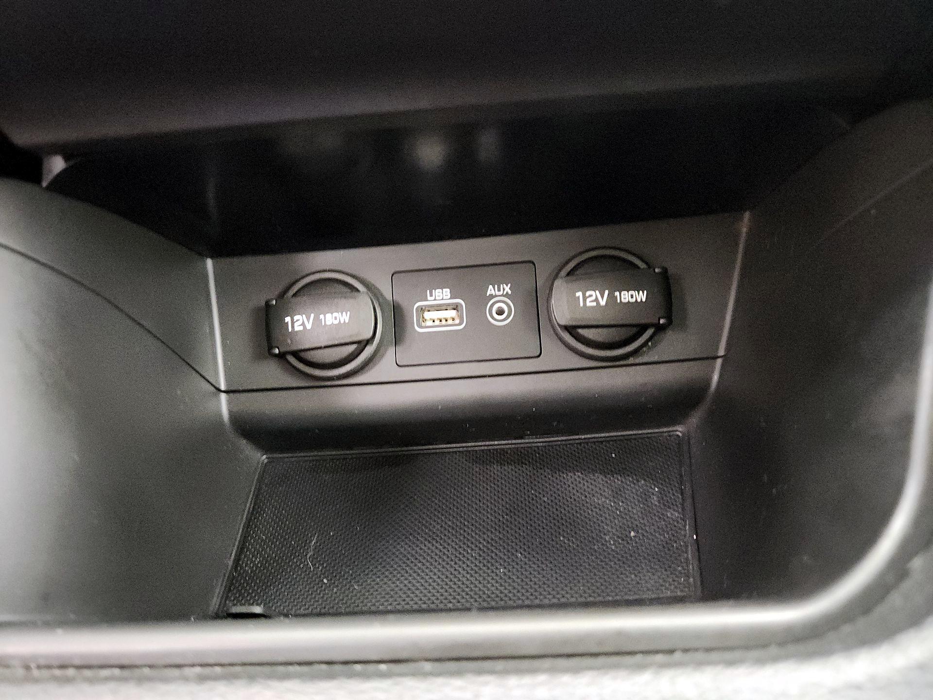 Thumbnail: 2016 Hyundai Sonata - 18