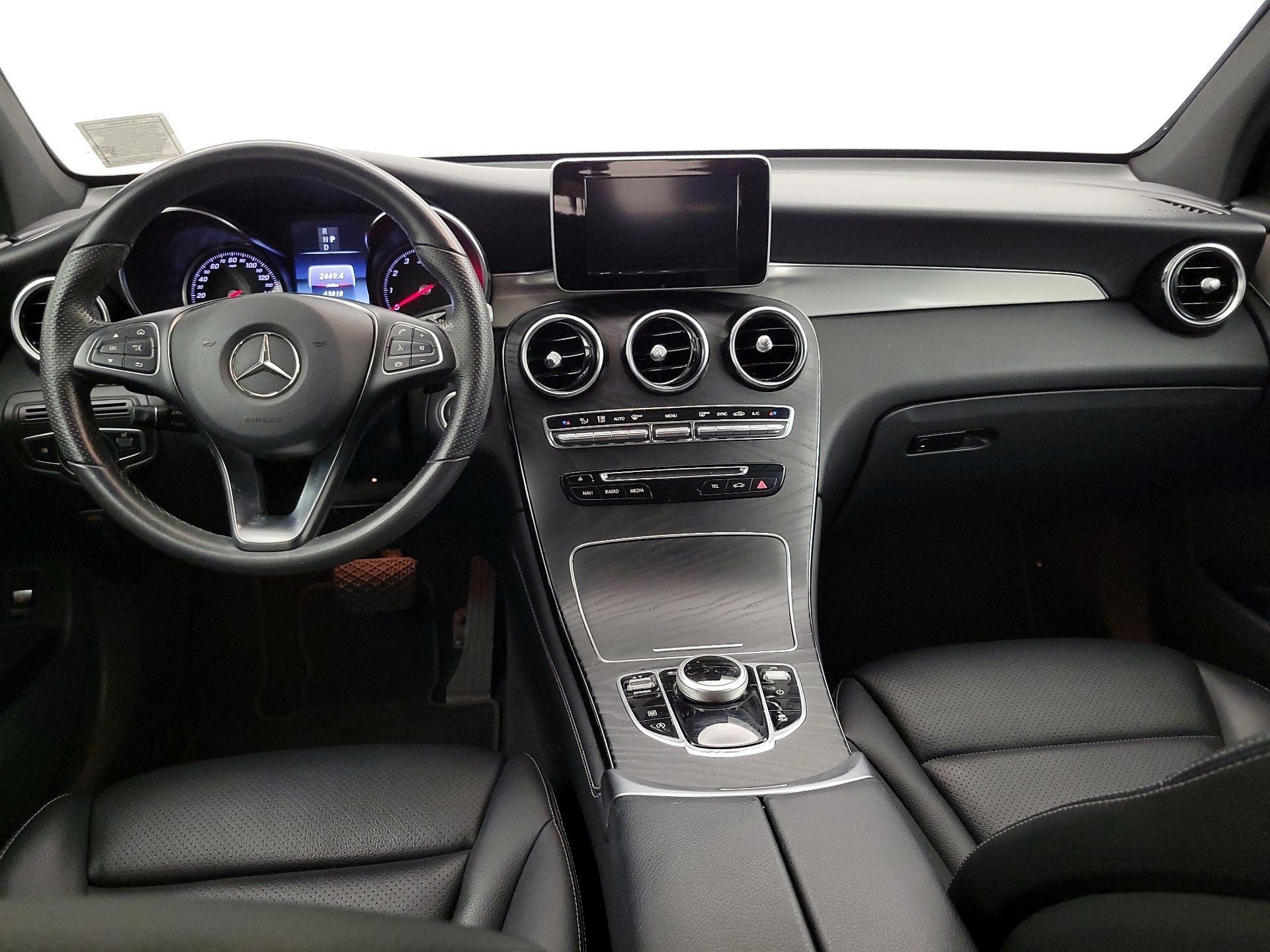 Thumbnail: 2019 Mercedes-Benz GLC - 9