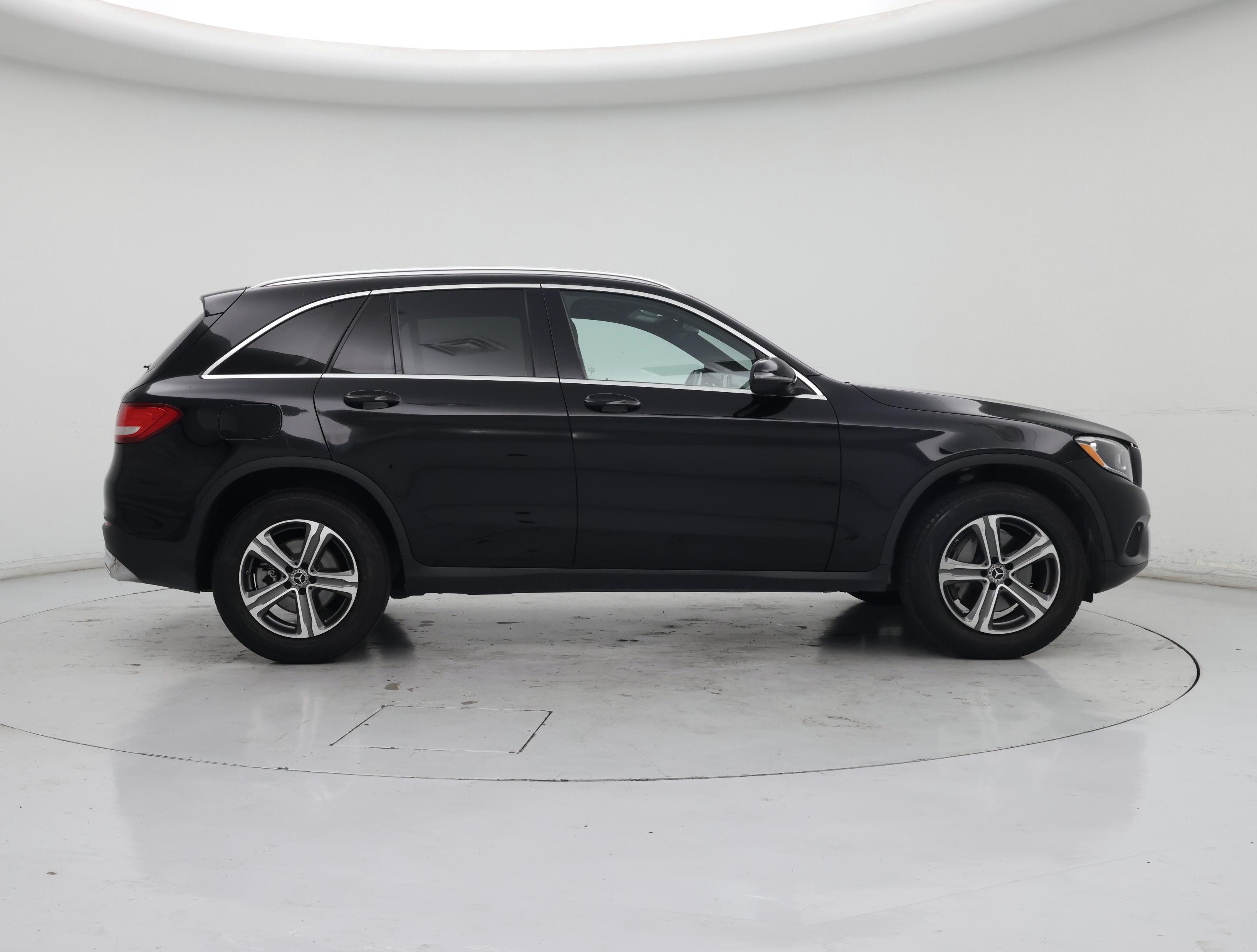 Thumbnail: 2019 Mercedes-Benz GLC - 7