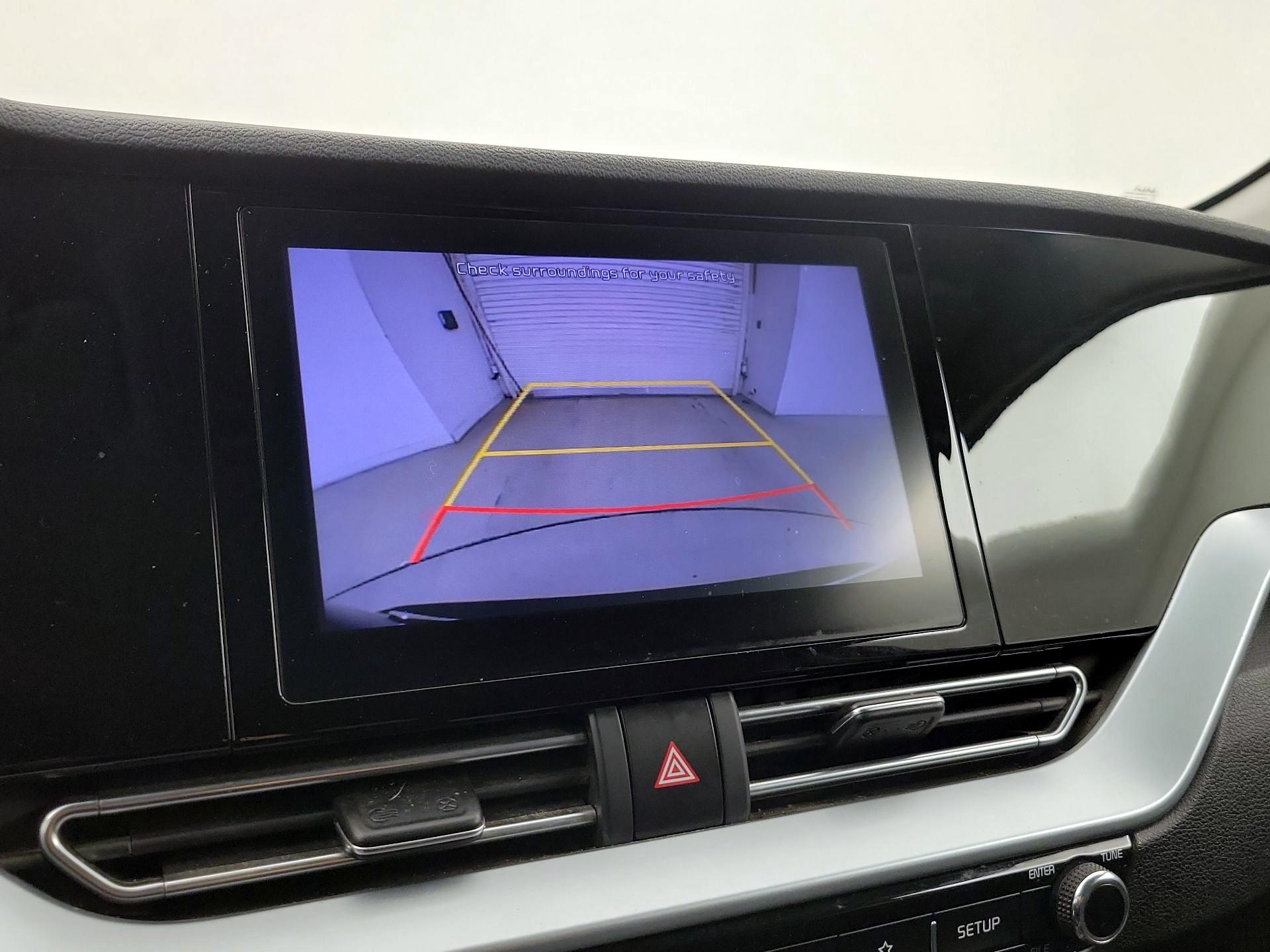 Thumbnail: 2022 Kia Niro - 14