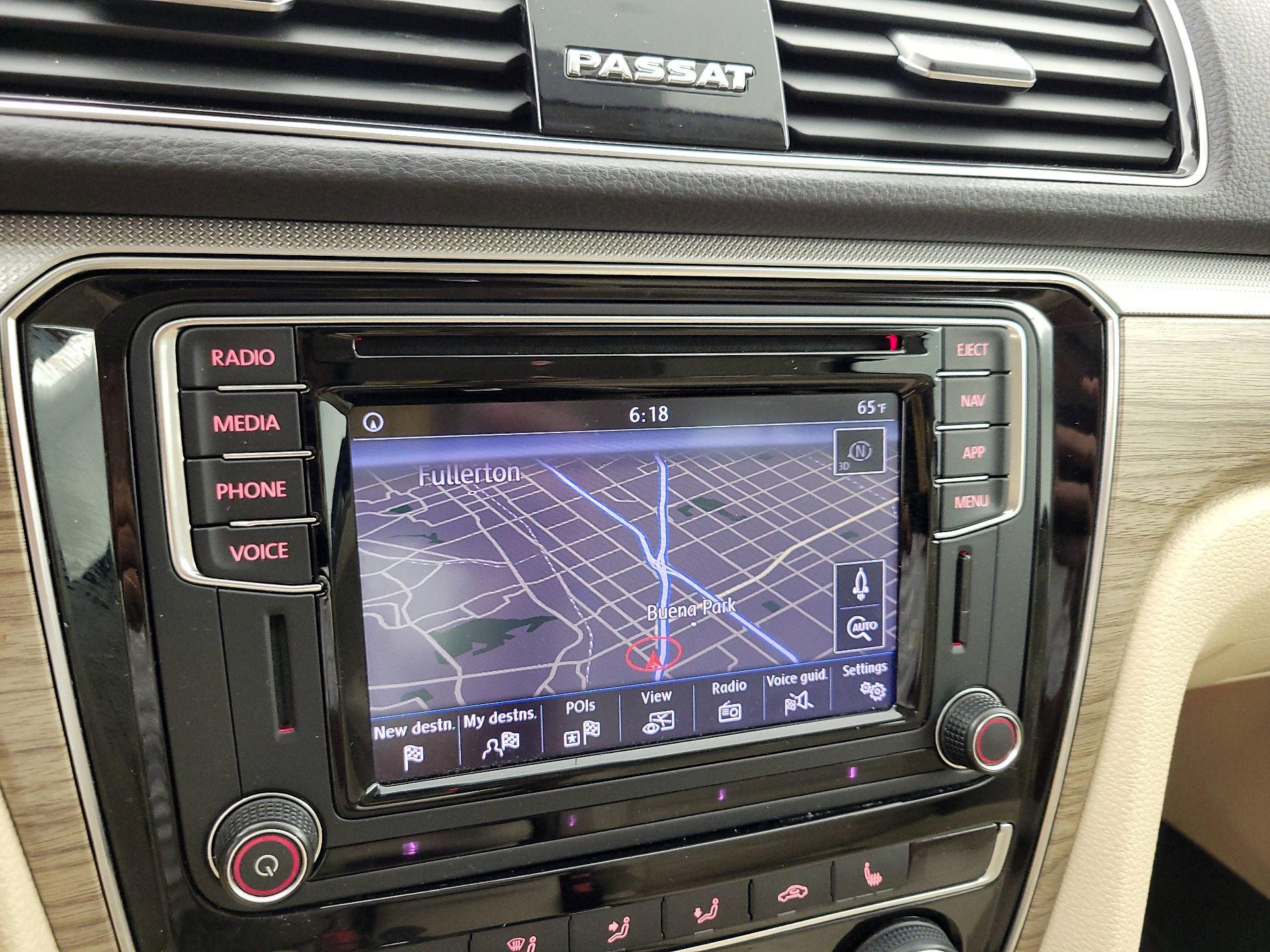 Thumbnail: 2018 Volkswagen Passat - 14