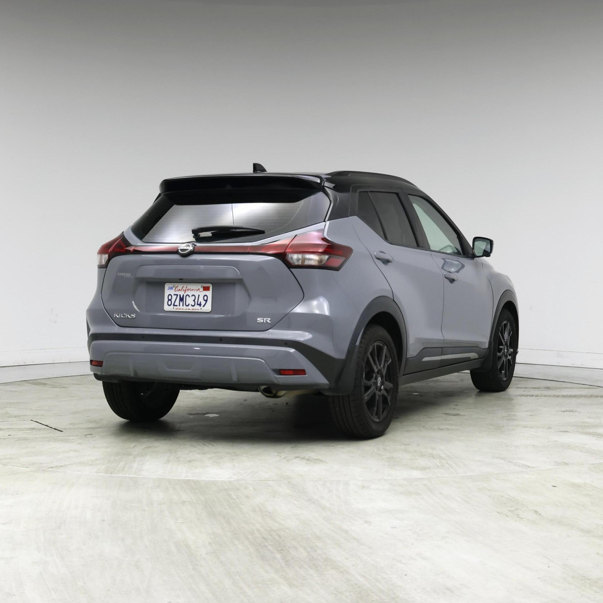 Thumbnail: 2022 Nissan Kicks - 8